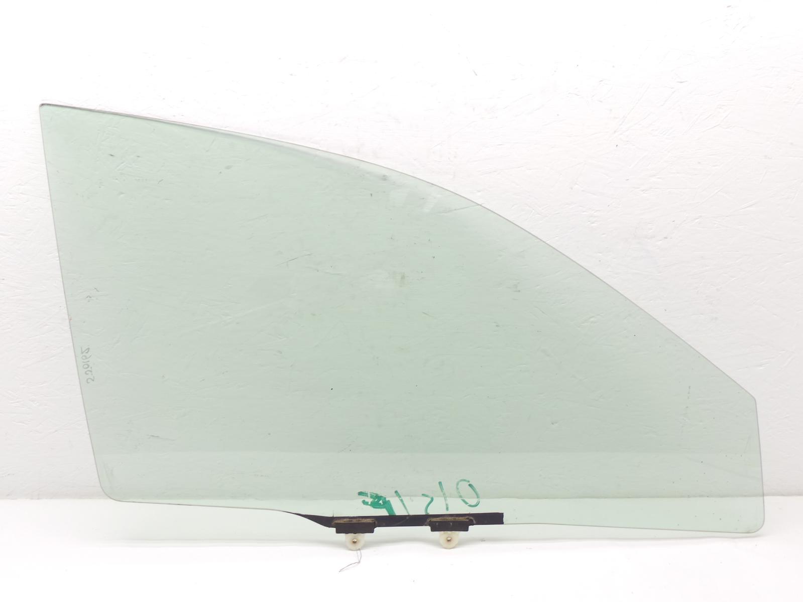 View Auto part RF Door Window MITSUBISHI LANCER 2001