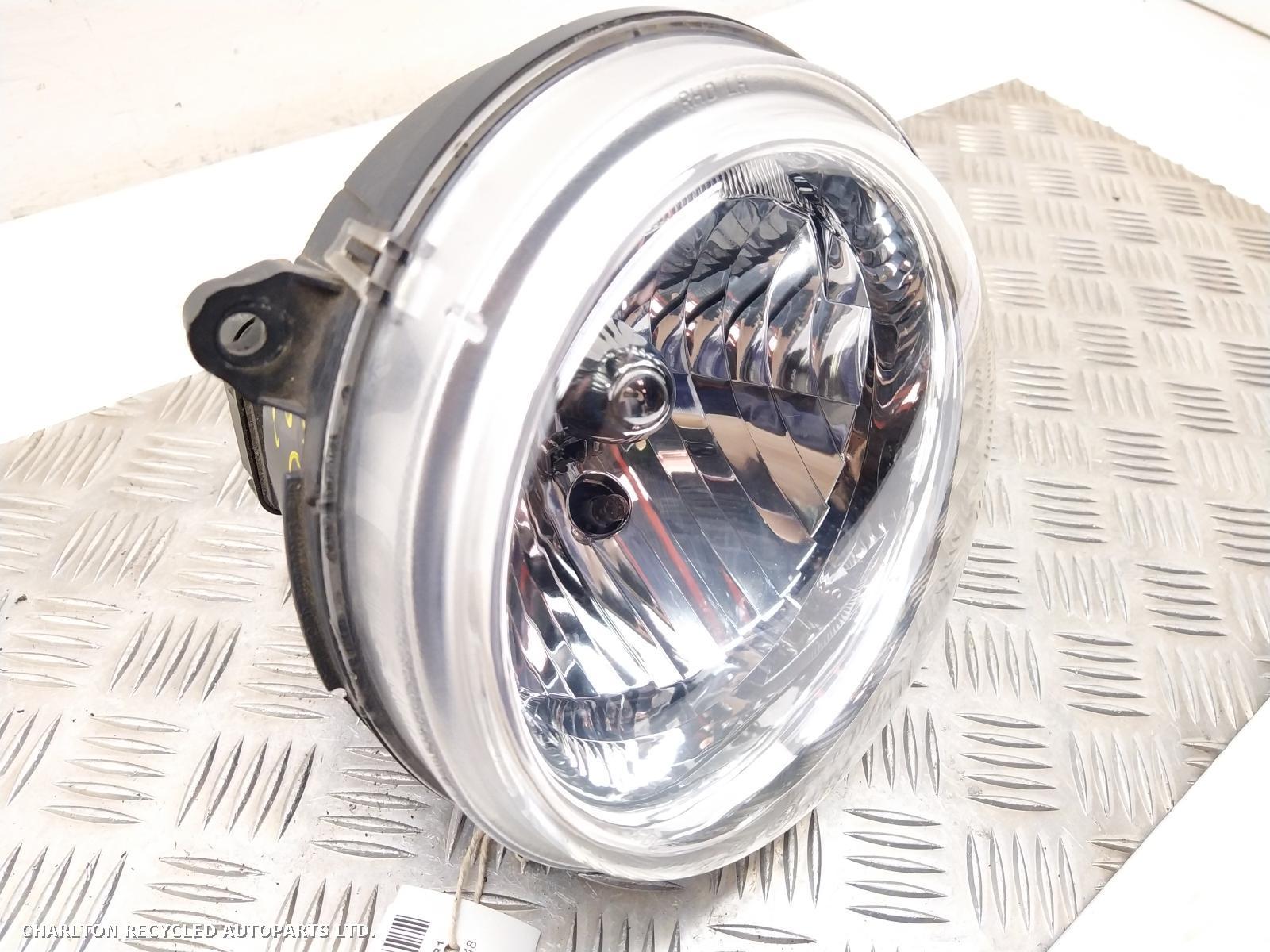 View Auto part L Headlamp JEEP CHEROKEE 2003