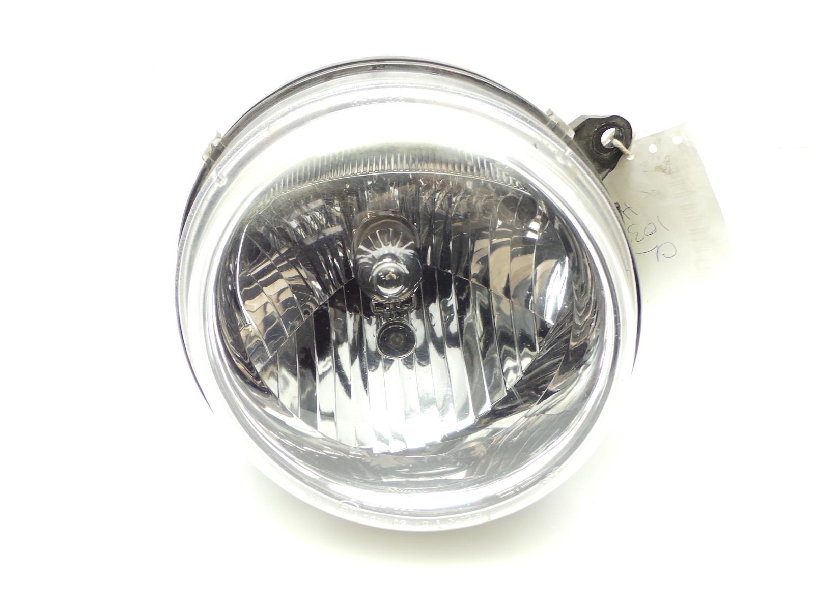 View Auto part R Headlamp JEEP CHEROKEE 2005