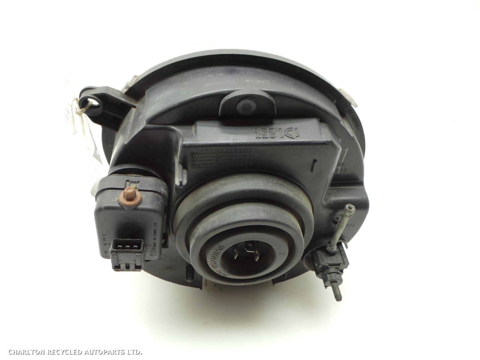 View Auto part R Headlamp JEEP CHEROKEE 2005