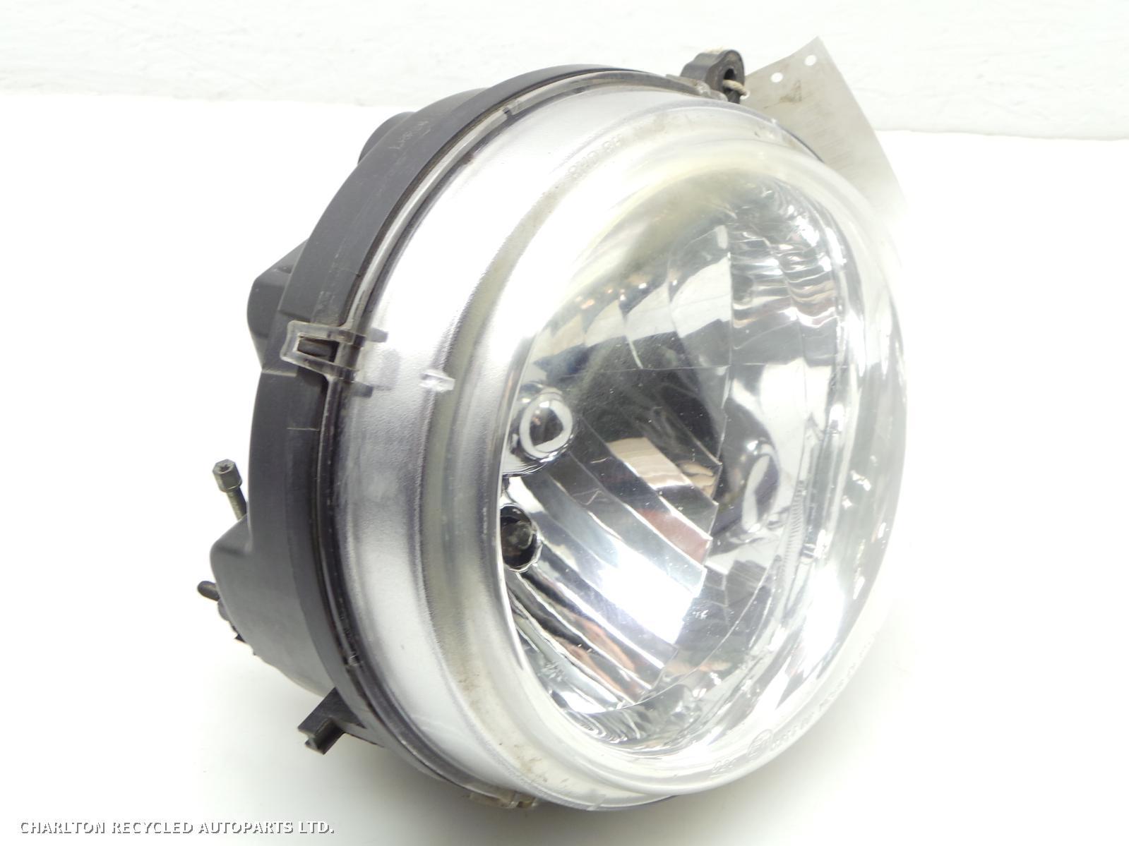 View Auto part R Headlamp JEEP CHEROKEE 2005
