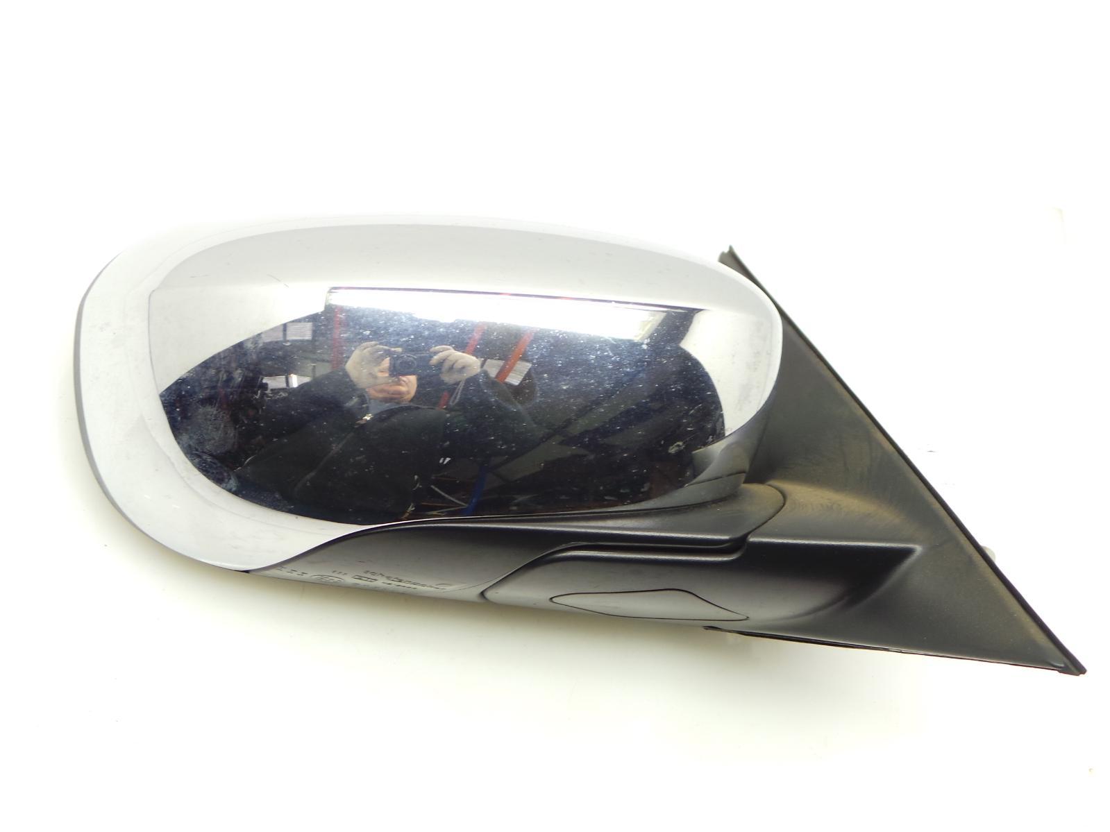 View Auto part R Door Mirror CHRYSLER 300C 2006