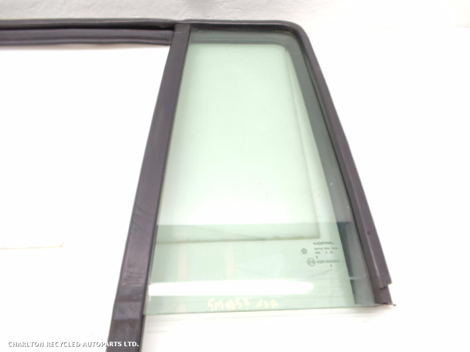 2007 JEEP COMMANDER LR Quarter Light View Auto part LR Quarter Light JEEP COMMANDER 2007