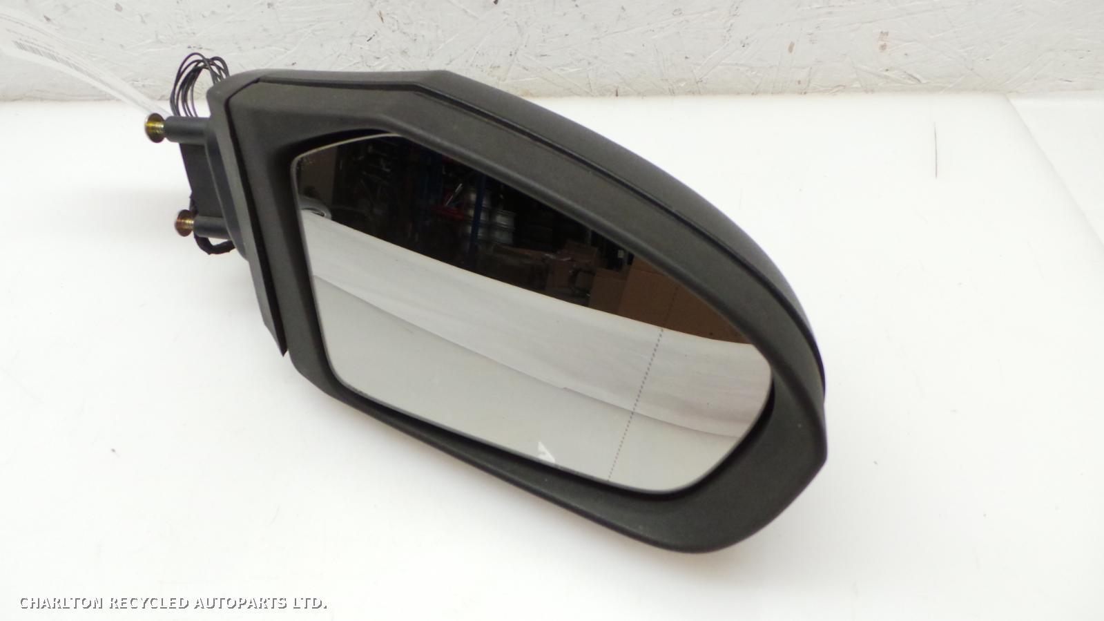 2006 MERCEDES A CLASS R Door Mirror View Auto part R Door Mirror MERCEDES A CLASS 2006