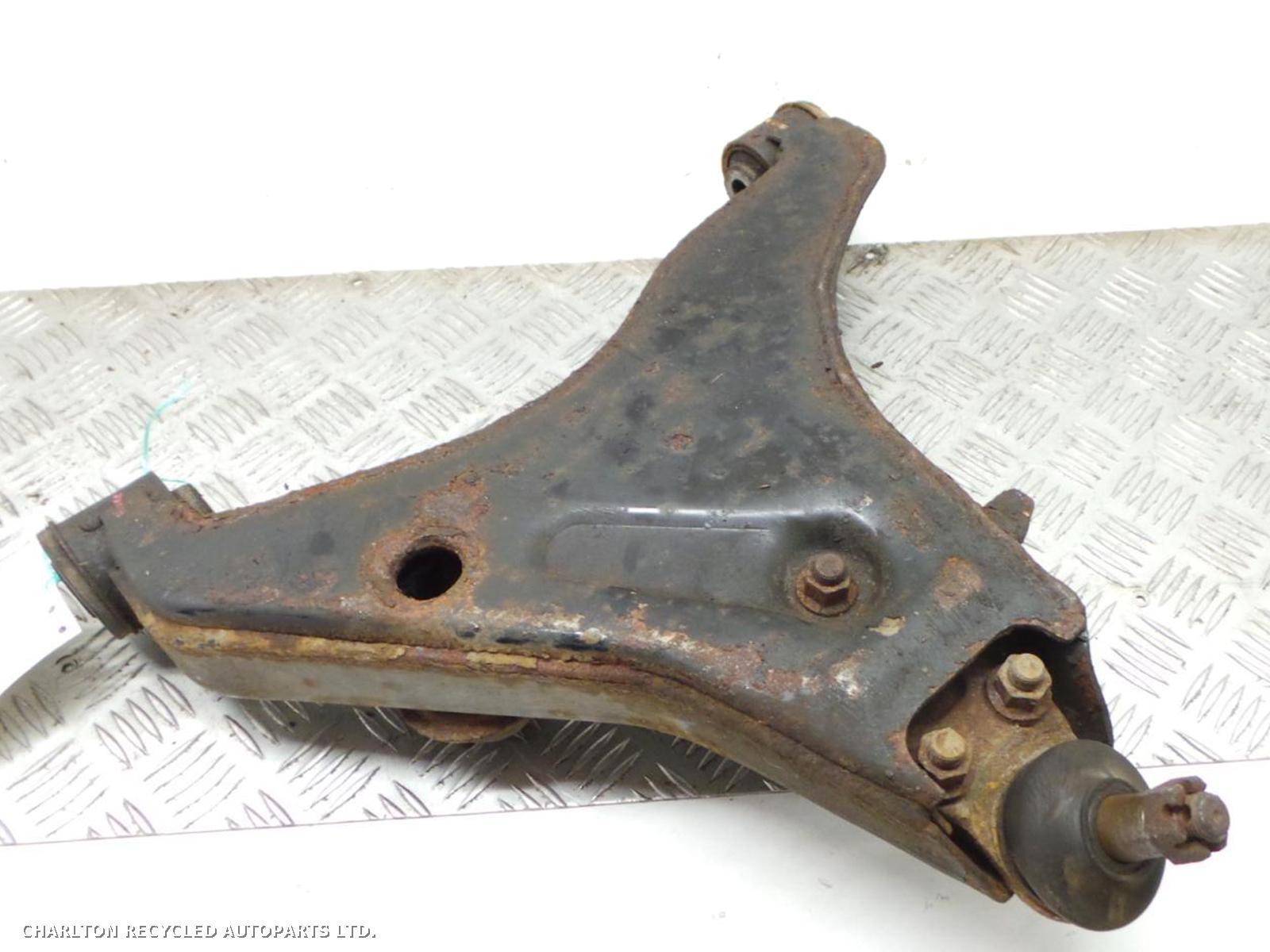 View Auto part LF Lower Control Arm MITSUBISHI L200 2013