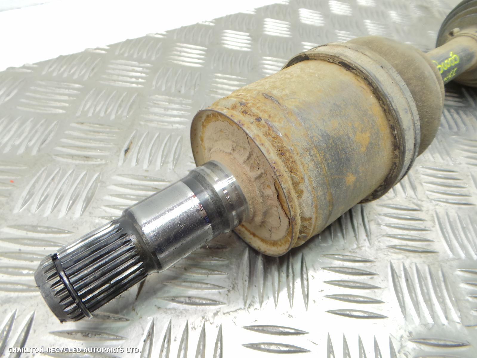 View Auto part Left Driveshaft MITSUBISHI L200 2013