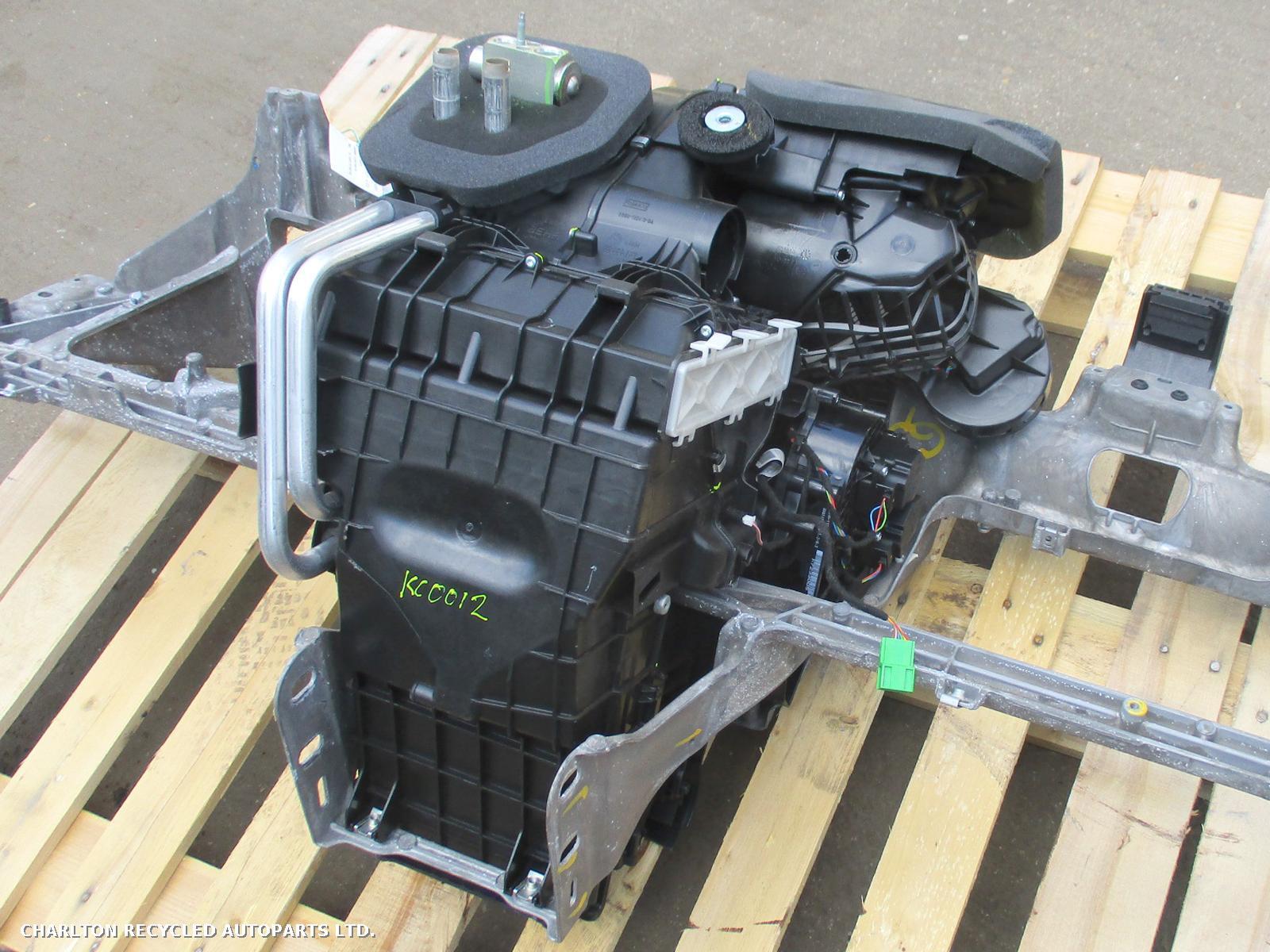 View Auto part Heater Motor/Assembly LAND ROVER RANGE ROVER EVOQUE 2015