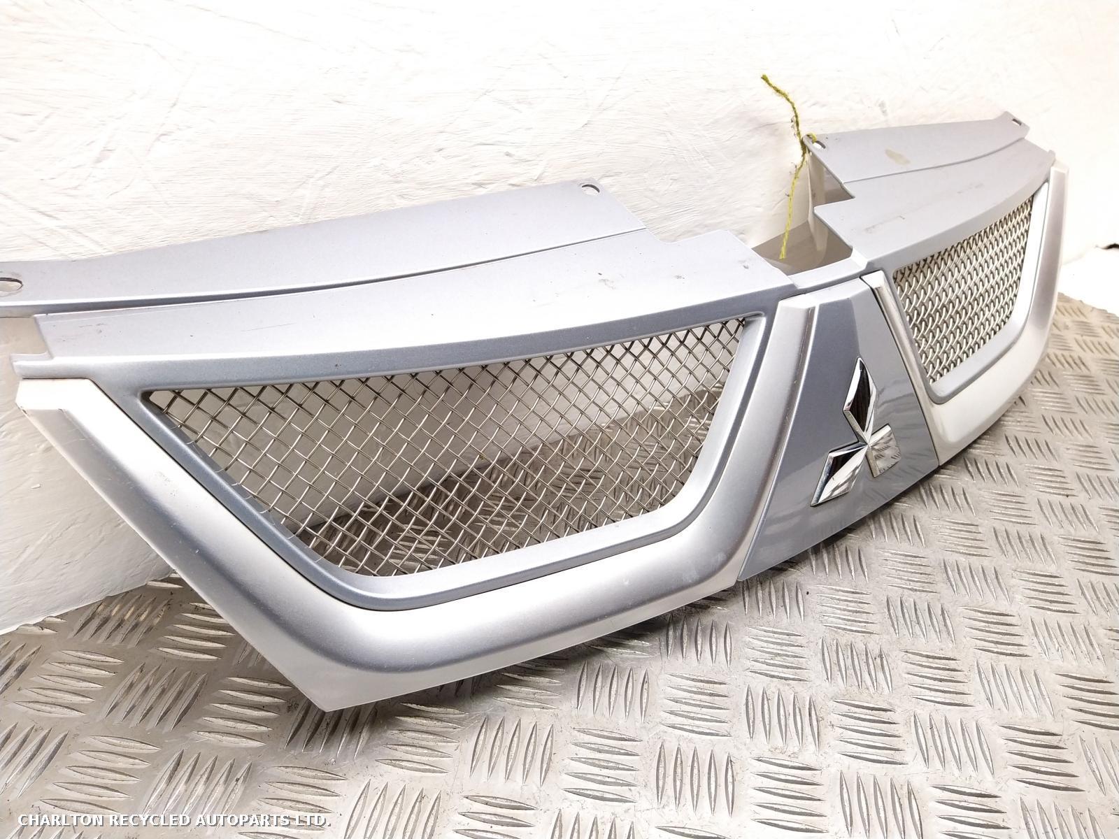 View Auto part Grille MITSUBISHI OUTLANDER 2010