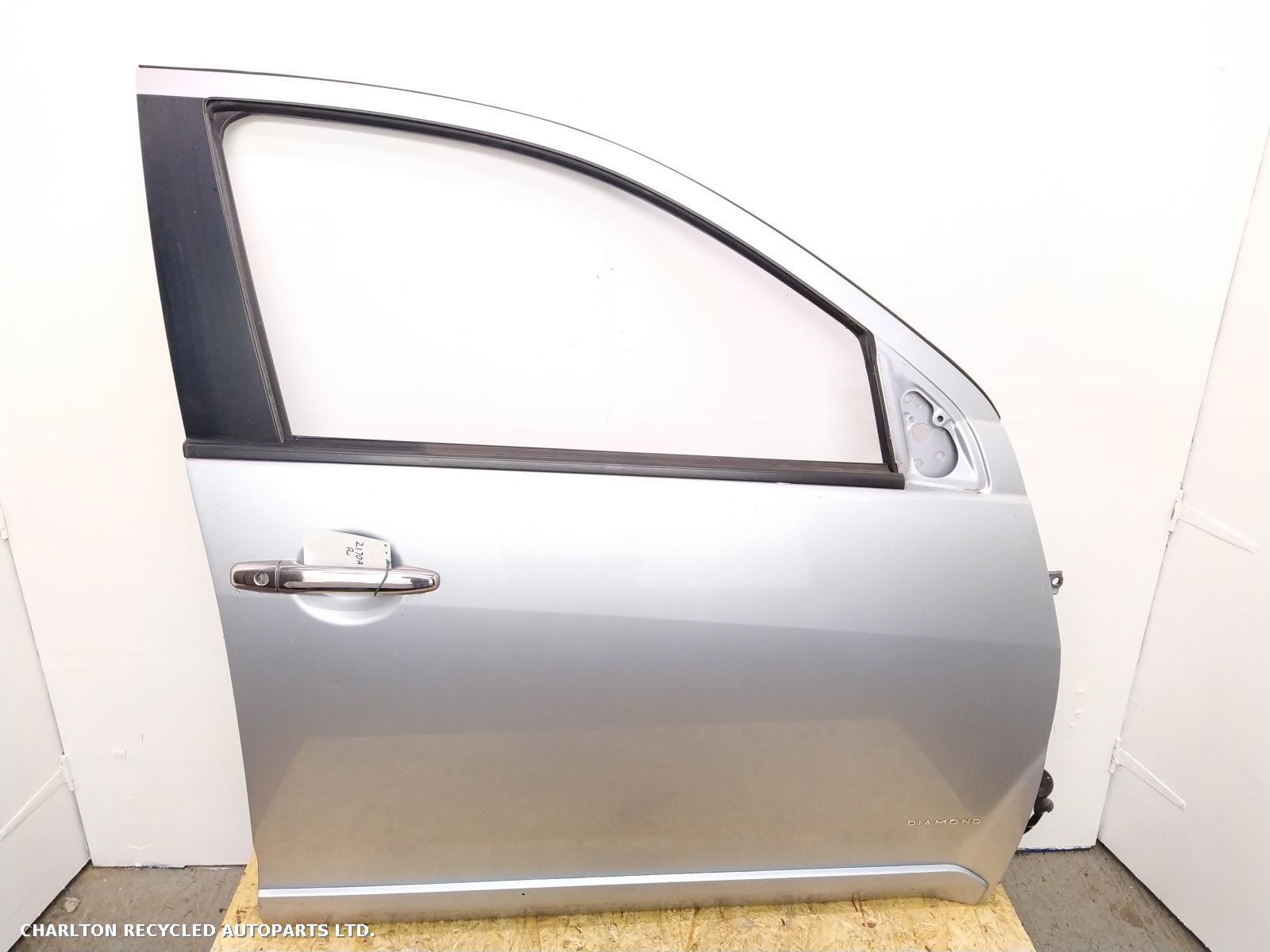 View Auto part R Front Door MITSUBISHI OUTLANDER 2010