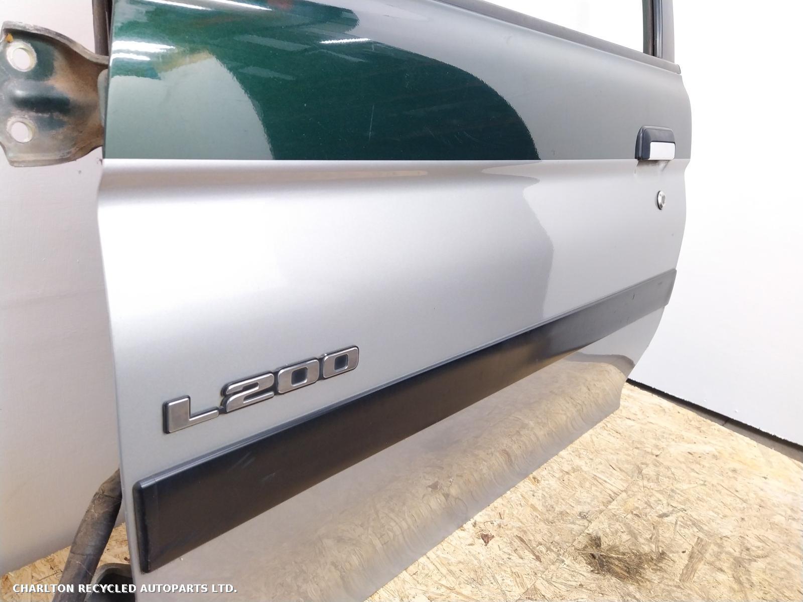 View Auto part L Front Door MITSUBISHI L200 2004