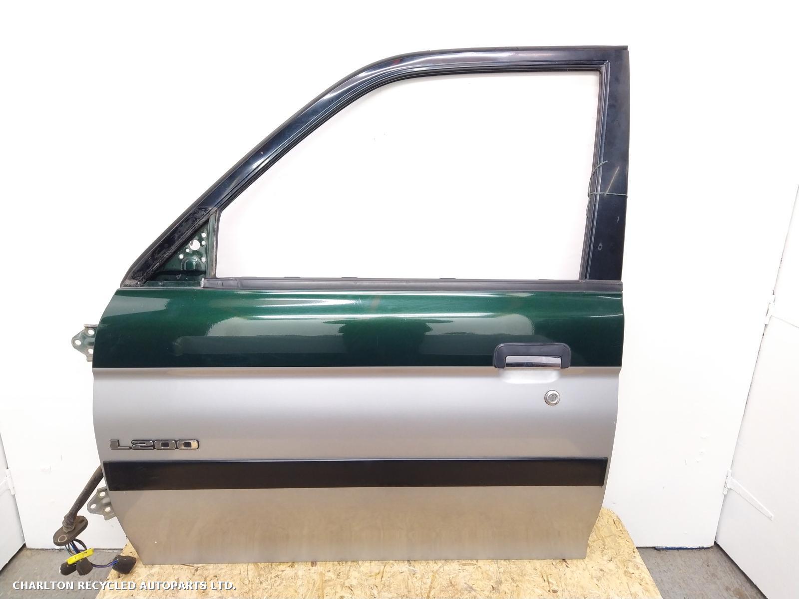 View Auto part L Front Door MITSUBISHI L200 2004