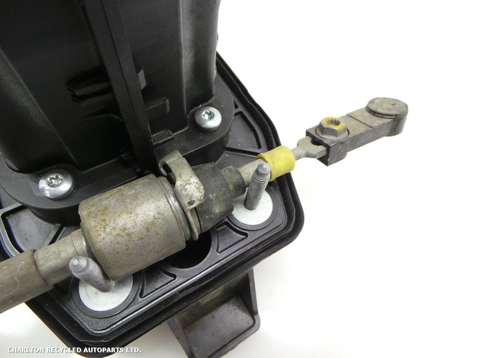 View Auto part Gear Stick/Shifter SKODA SUPERB 2011