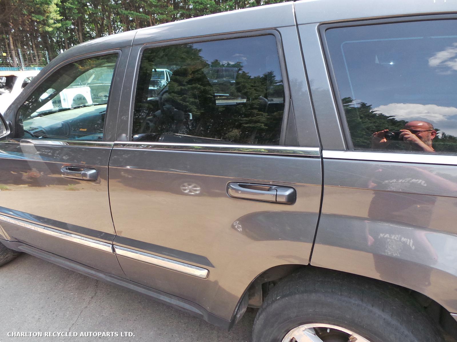 View Auto part L Rear Door JEEP GRAND CHEROKEE 2006