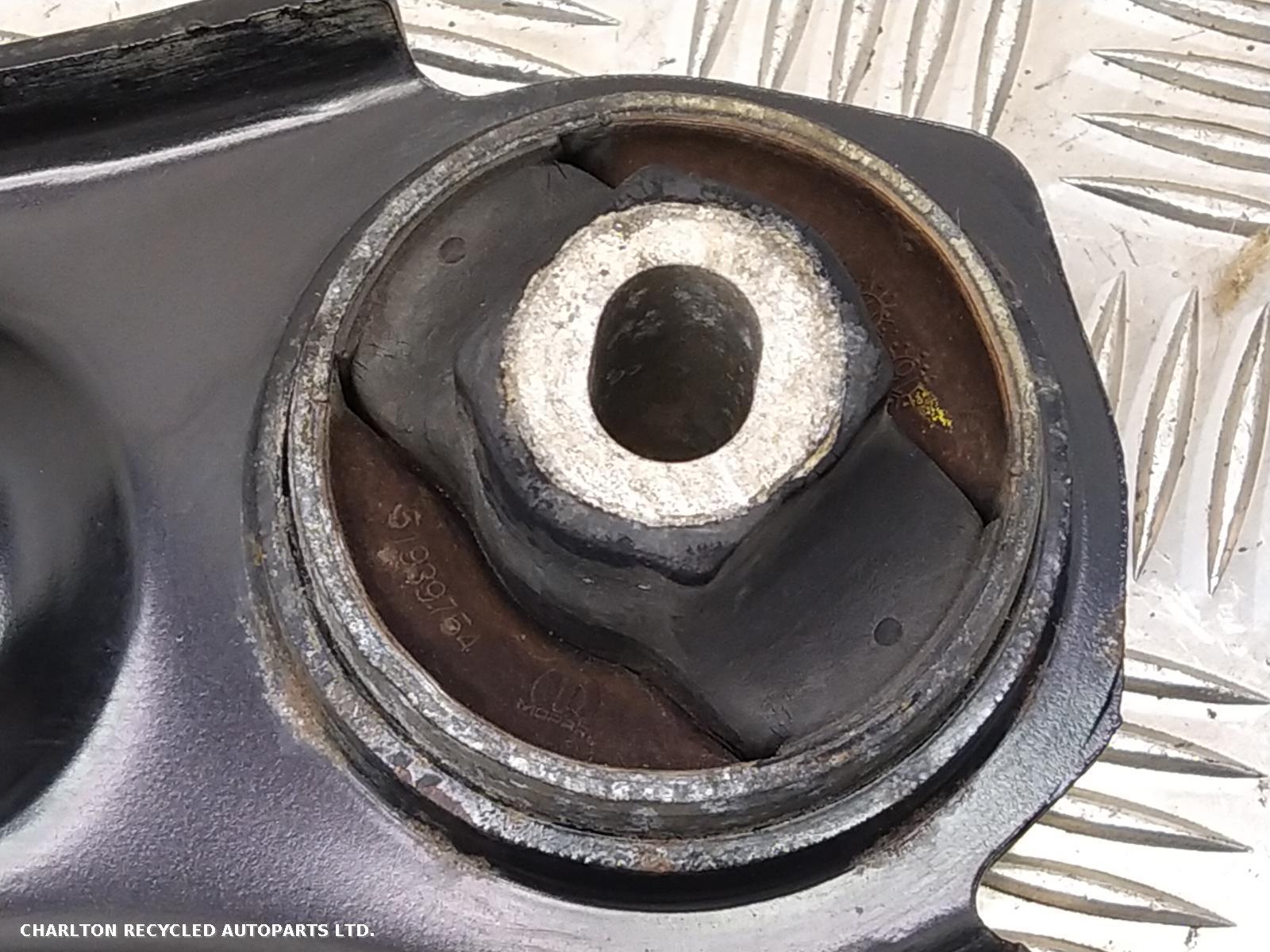 View Auto part RF Lower Control Arm JEEP RENEGADE 2018