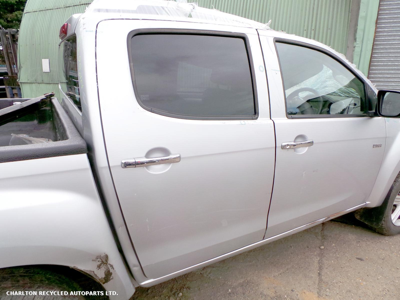 View Auto part R Rear Door ISUZU D-MAX 2018