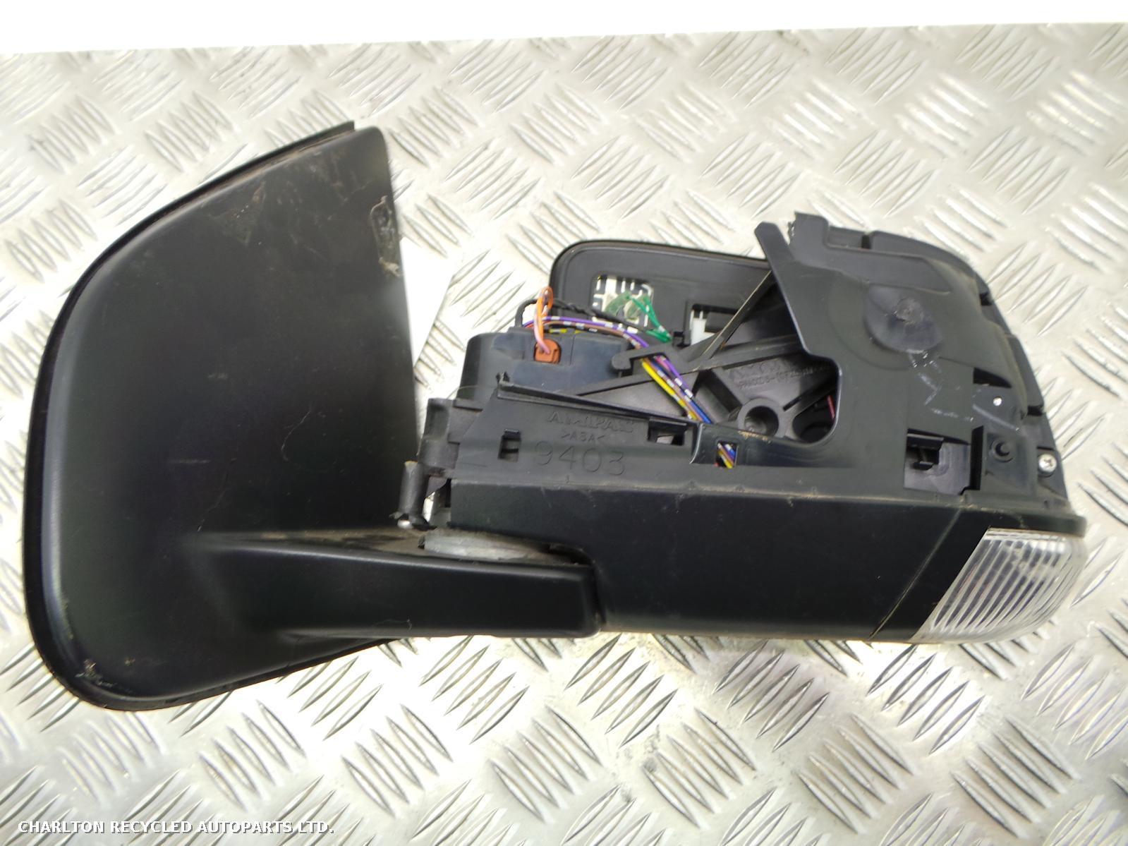 View Auto part L Door Mirror ISUZU D-MAX 2018