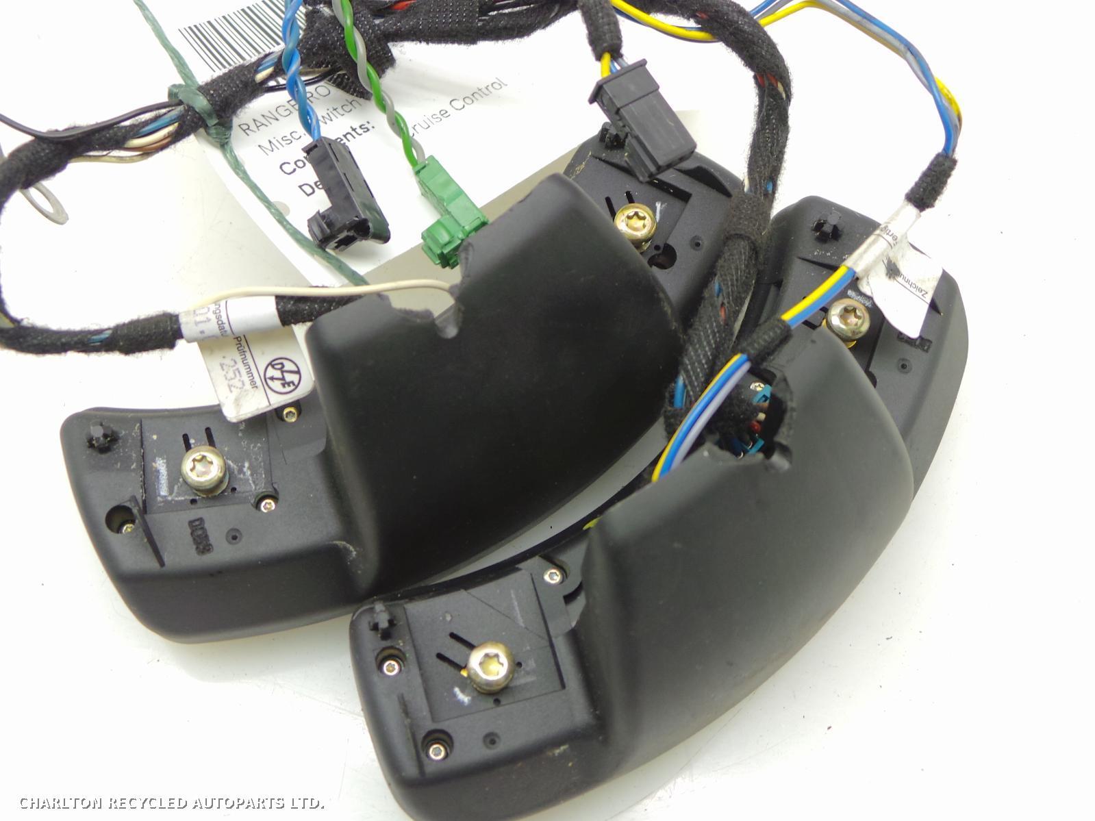 View Auto part Misc Switch LAND ROVER RANGE ROVER 2003