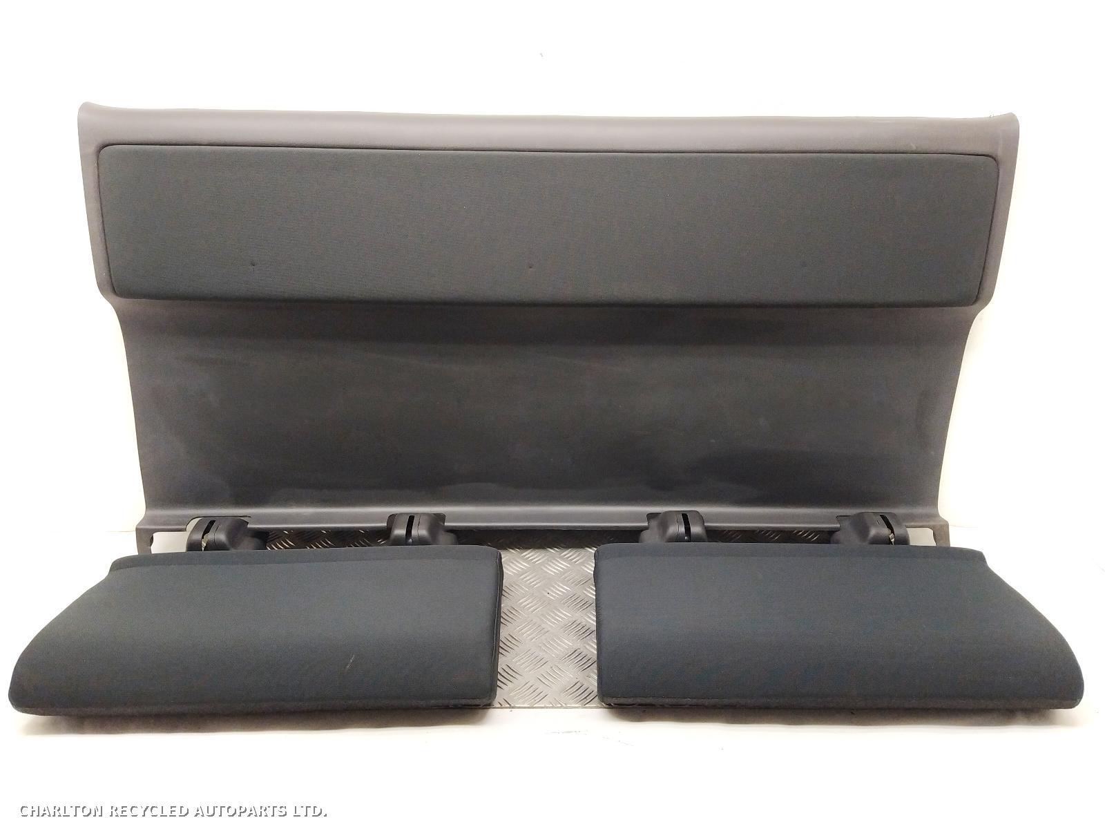 View Auto part 2nd Seat (Rear Seat) ISUZU D-MAX 2019