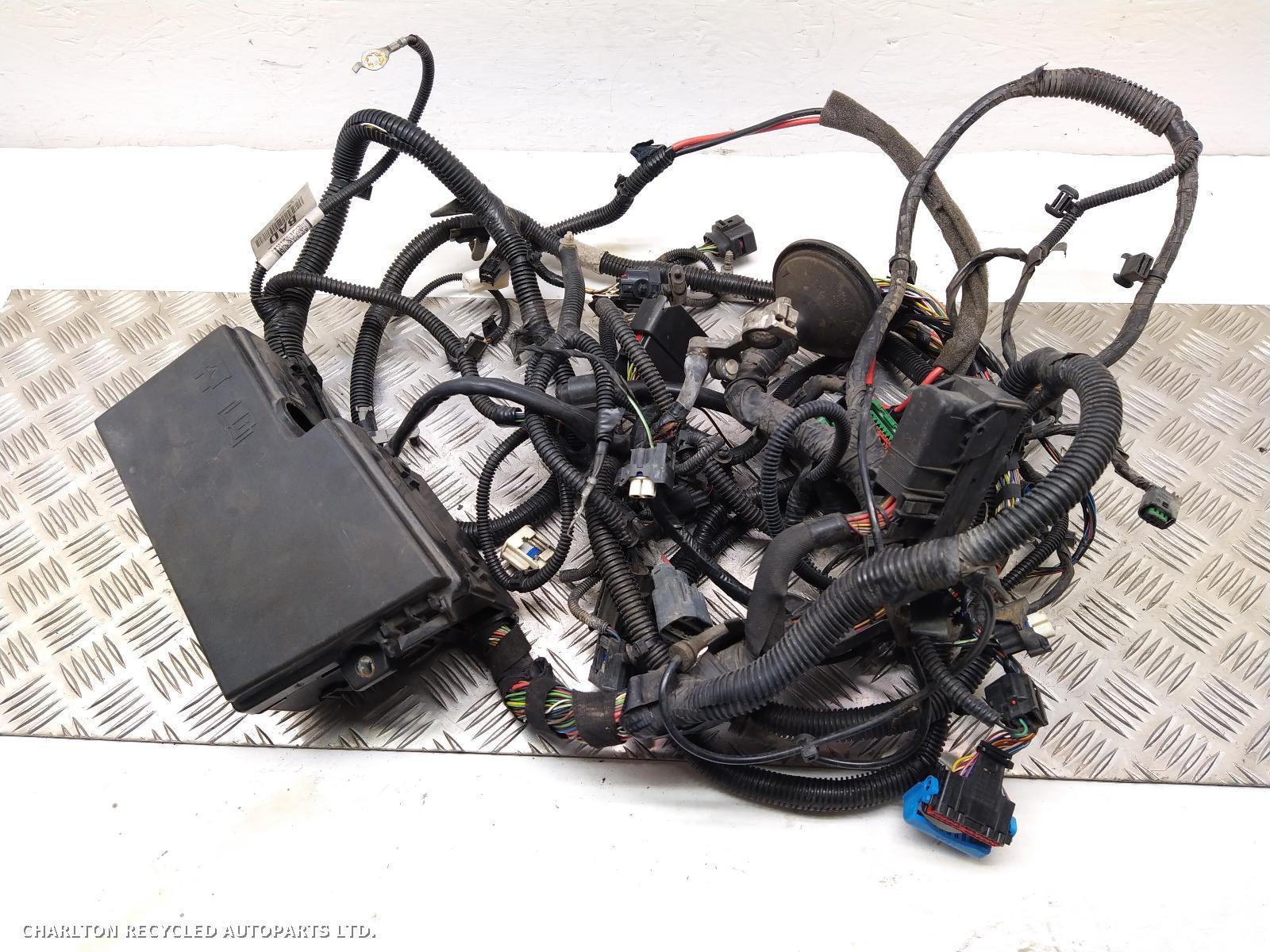 View Auto part Fuse Box FORD KUGA 2009