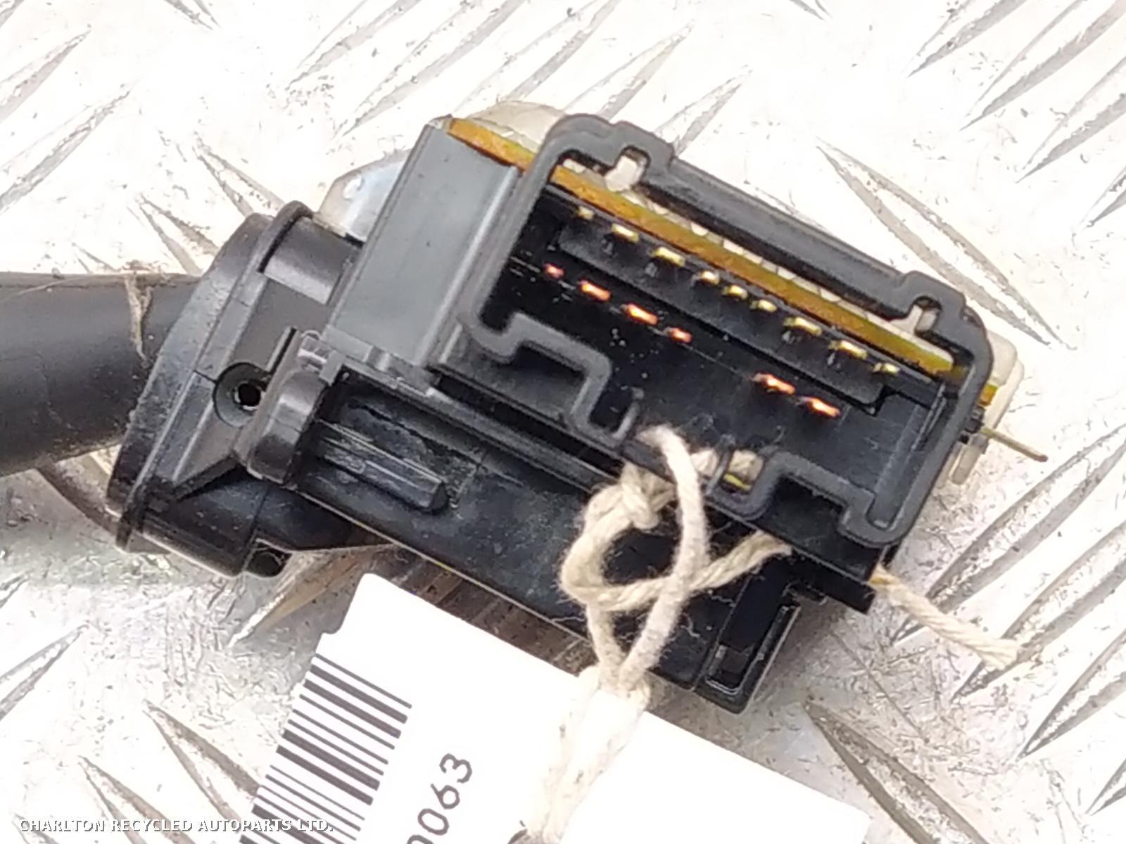 View Auto part Combination Switch TOYOTA LAND CRUISER COLORADO / PRADO 2004
