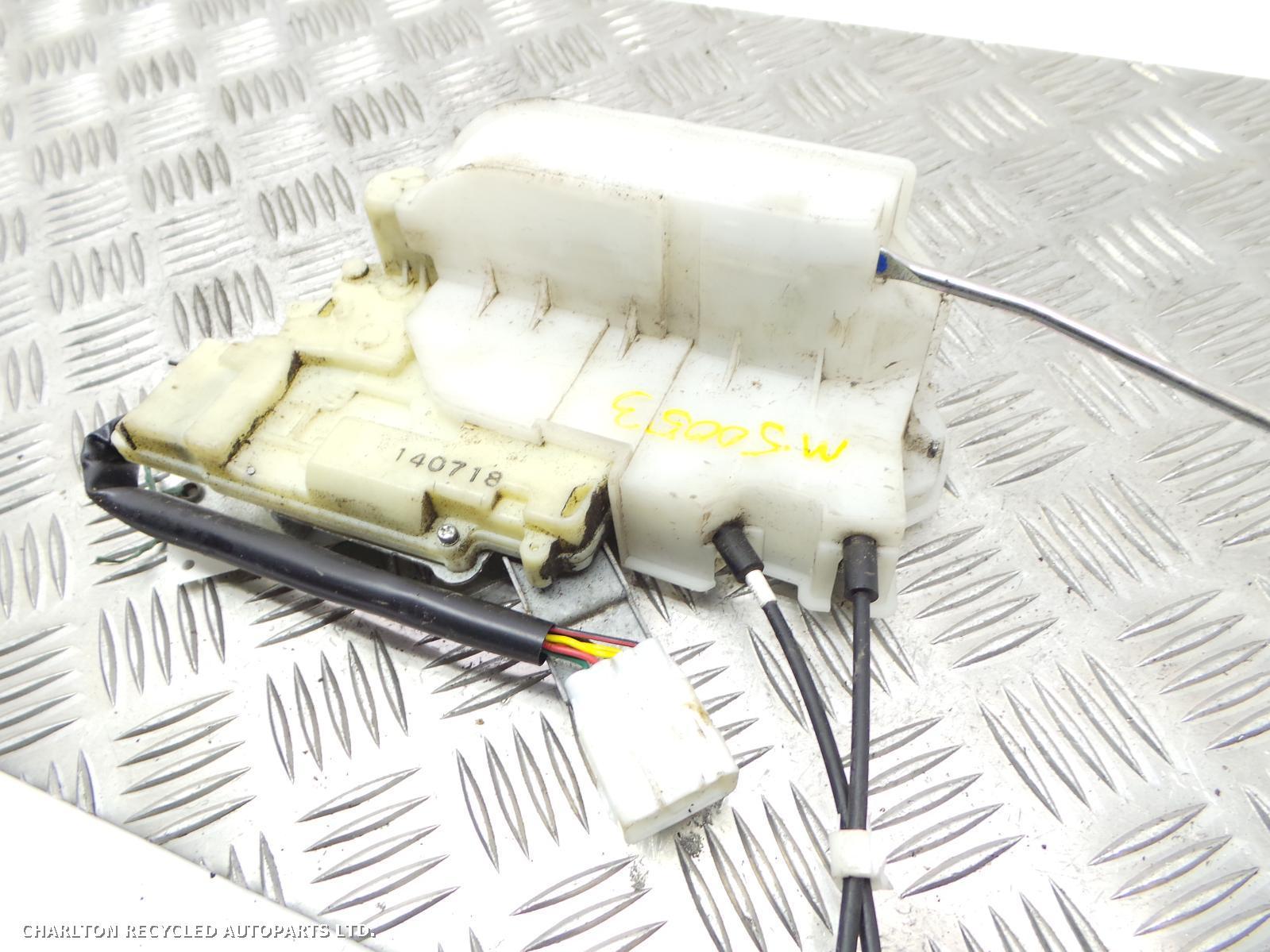 View Auto part Door Lock Assembly ISUZU D-MAX 2015