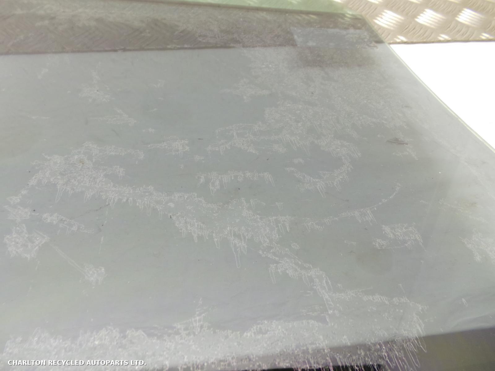 View Auto part LR Door Window LAND ROVER RANGE ROVER 2005