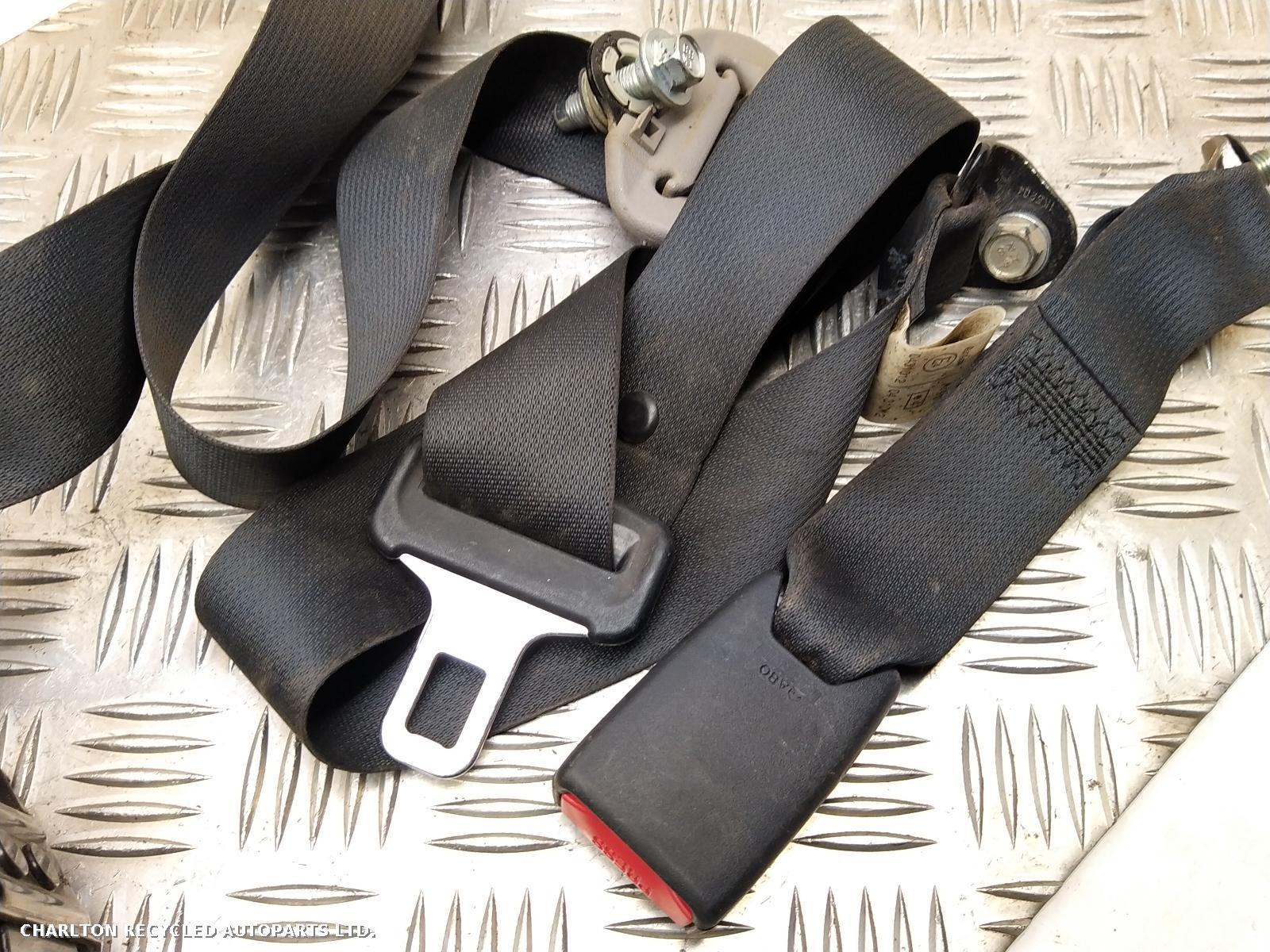 View Auto part Seat Belt NISSAN NAVARA 2005