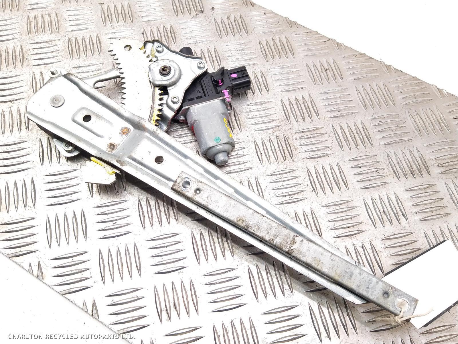 View Auto part RR Window Regulator ISUZU D-MAX 2017