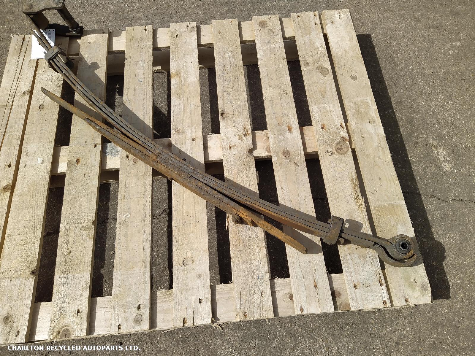 View Auto part R Leaf Spring ISUZU D-MAX 2017