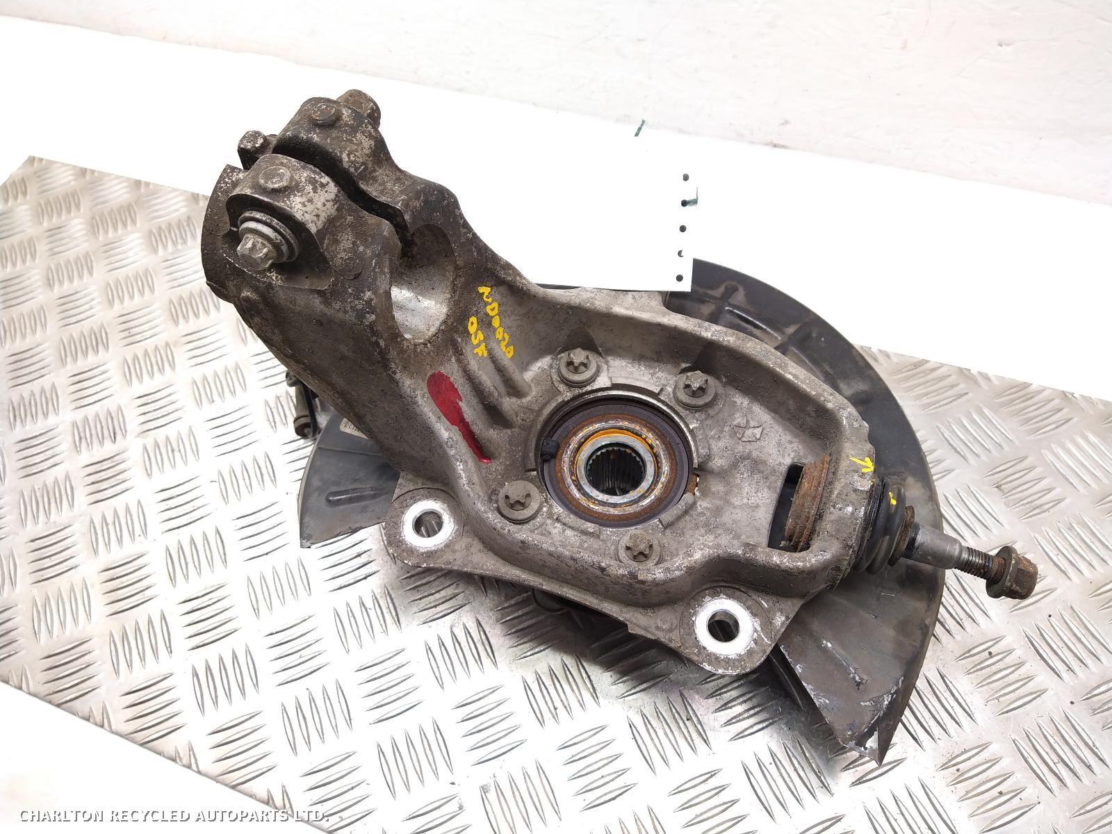 2014 JEEP CHEROKEE RF Hub/Stub Axle Assembly View Auto part RF Hub/Stub Axle Assembly JEEP CHEROKEE 2014