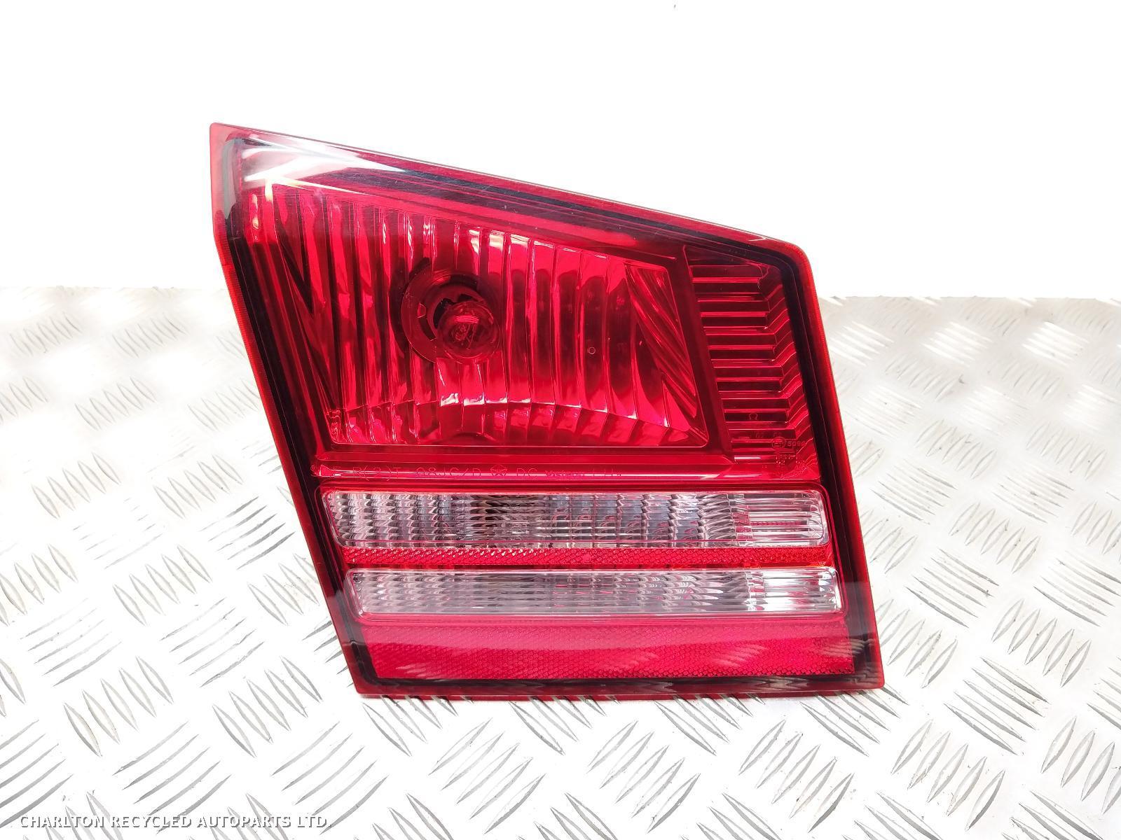 2010 DODGE JOURNEY L Taillight View Auto part L Taillight DODGE JOURNEY 2010