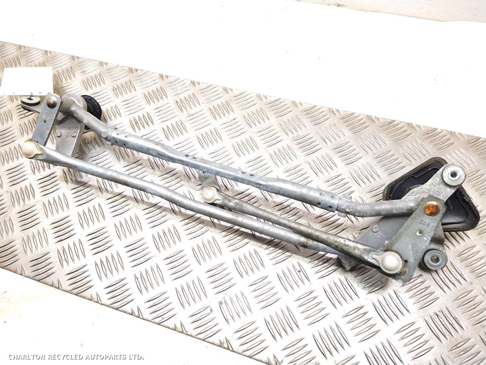 2018 LAND ROVER DISCOVERY SPORT Wiper Linkage View Auto part Wiper Linkage LAND ROVER DISCOVERY SPORT 2018
