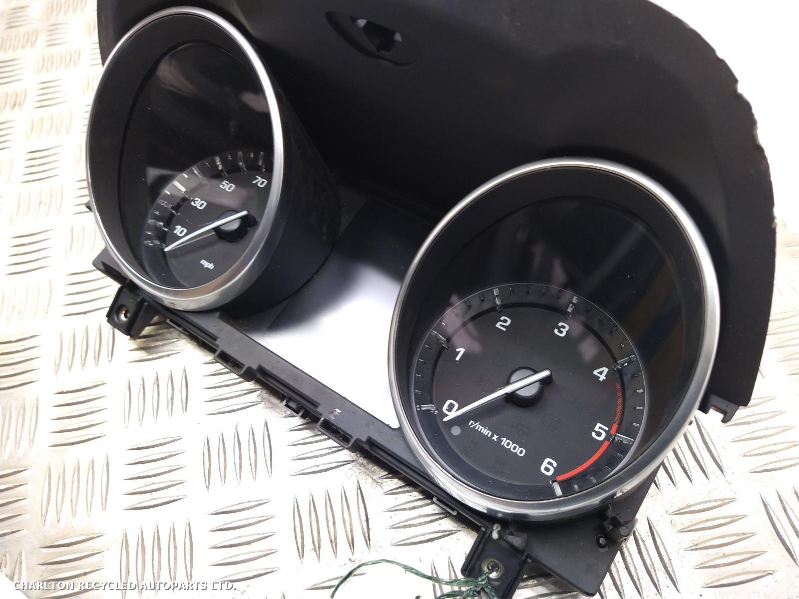 View Auto part Speedometer LAND ROVER RANGE ROVER EVOQUE 2015