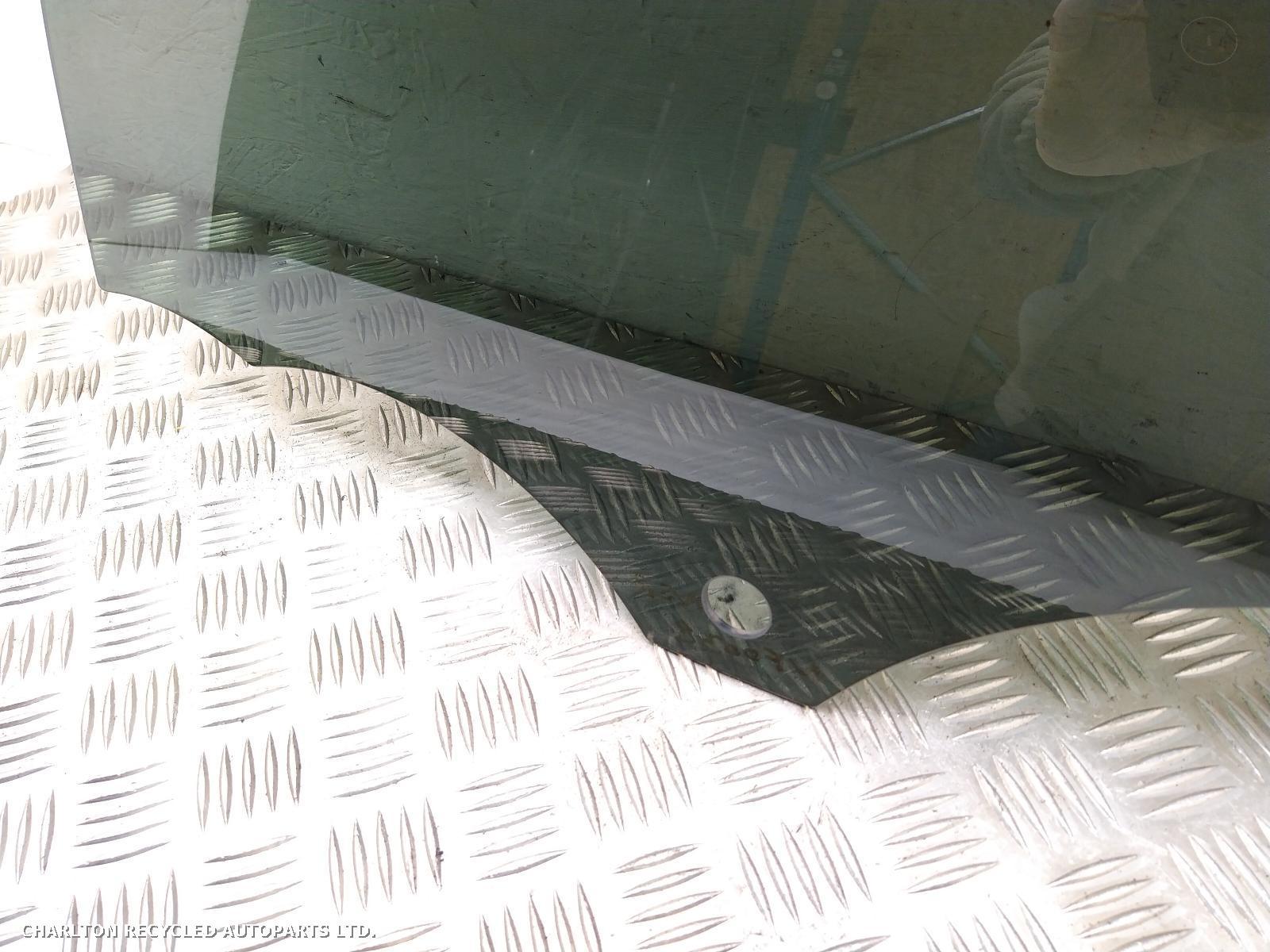 View Auto part LR Door Window LAND ROVER RANGE ROVER EVOQUE 2015