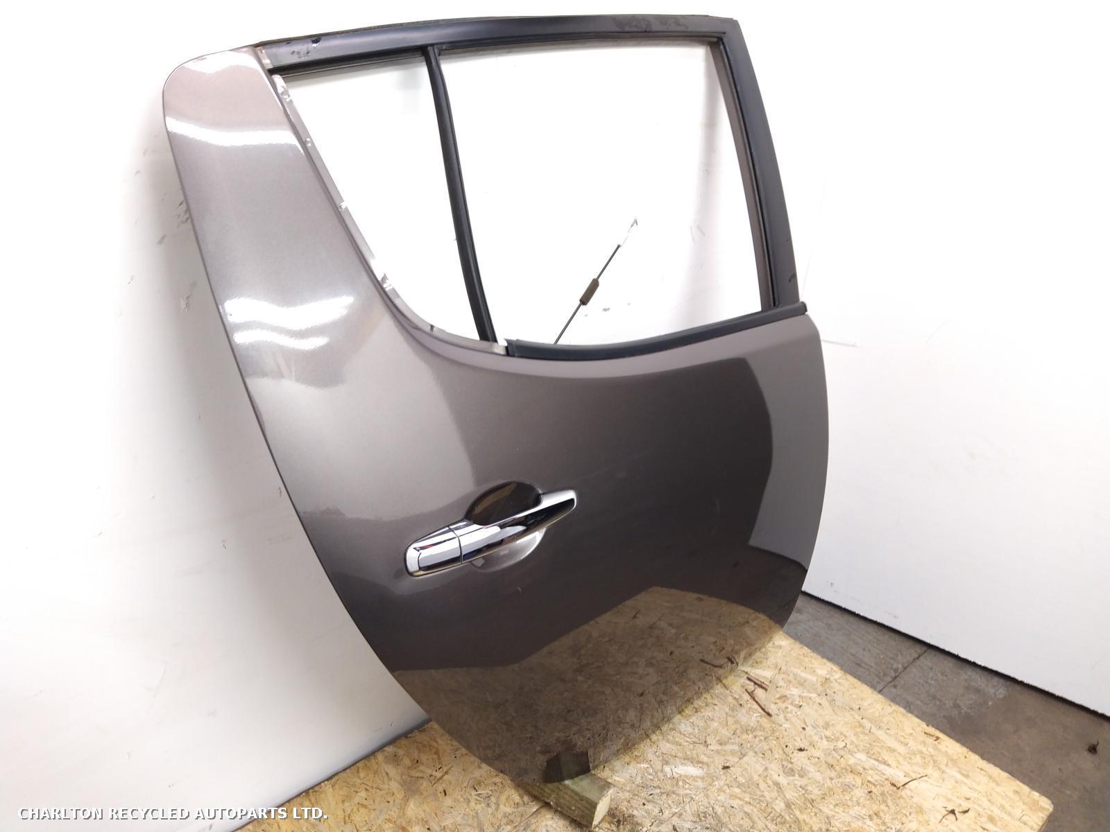 View Auto part R Rear Door MITSUBISHI L200 2014