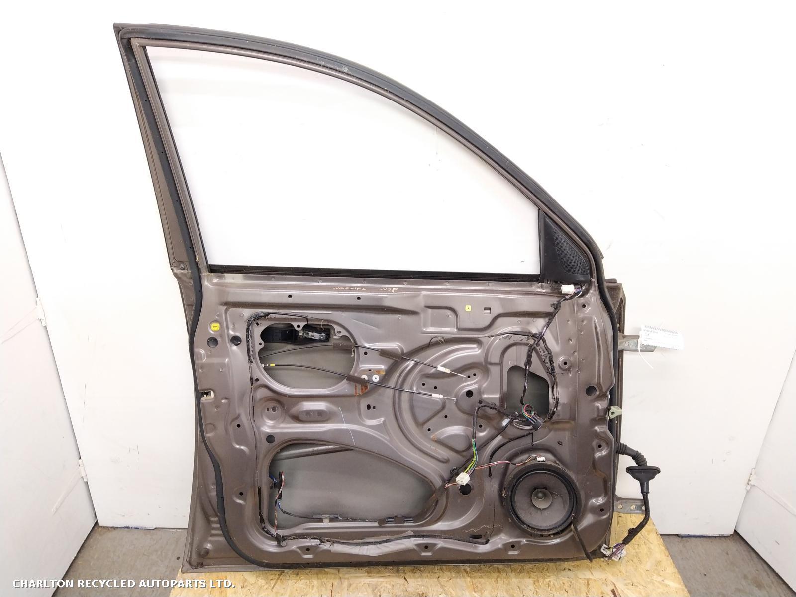 View Auto part L Front Door MITSUBISHI L200 2014