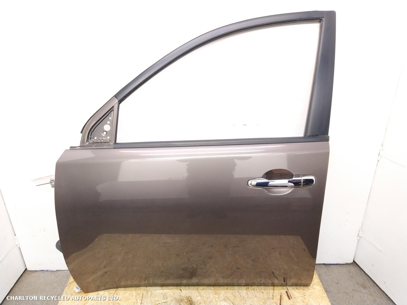 View Auto part L Front Door MITSUBISHI L200 2014