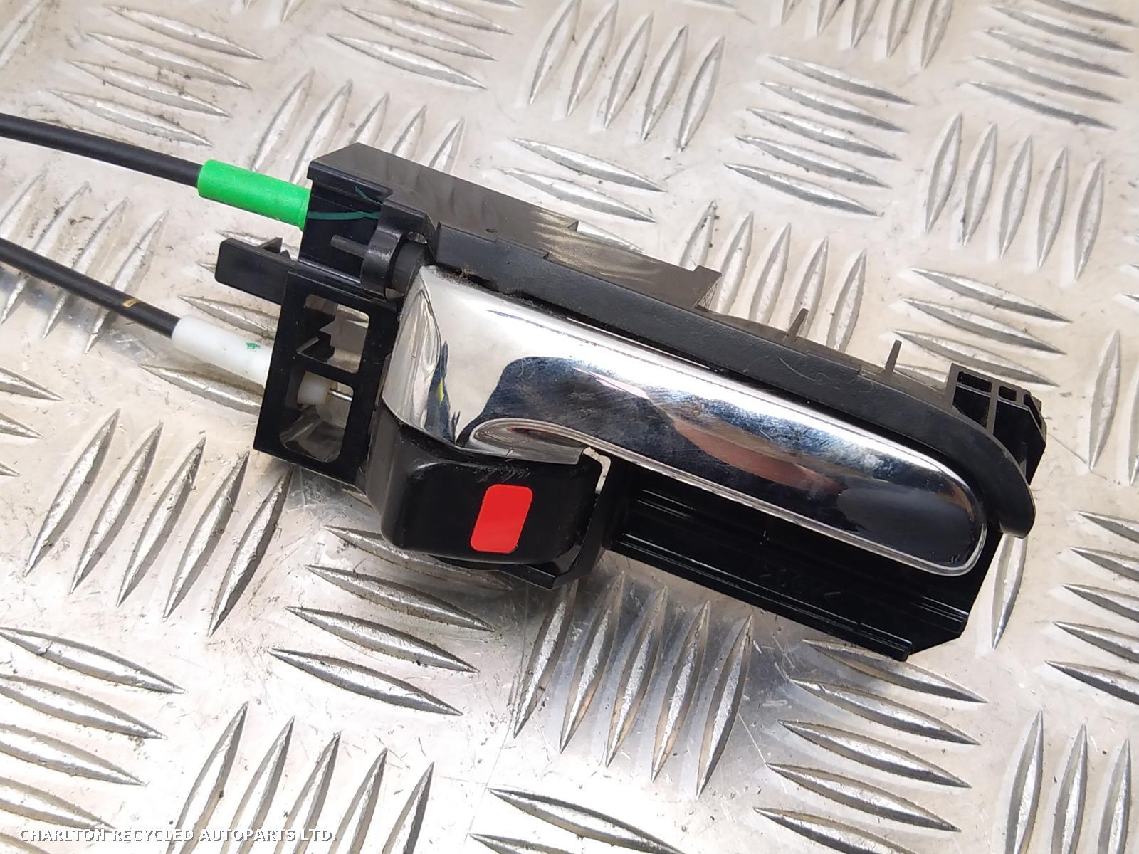 View Auto part Door Lock Assembly TOYOTA HILUX 2014