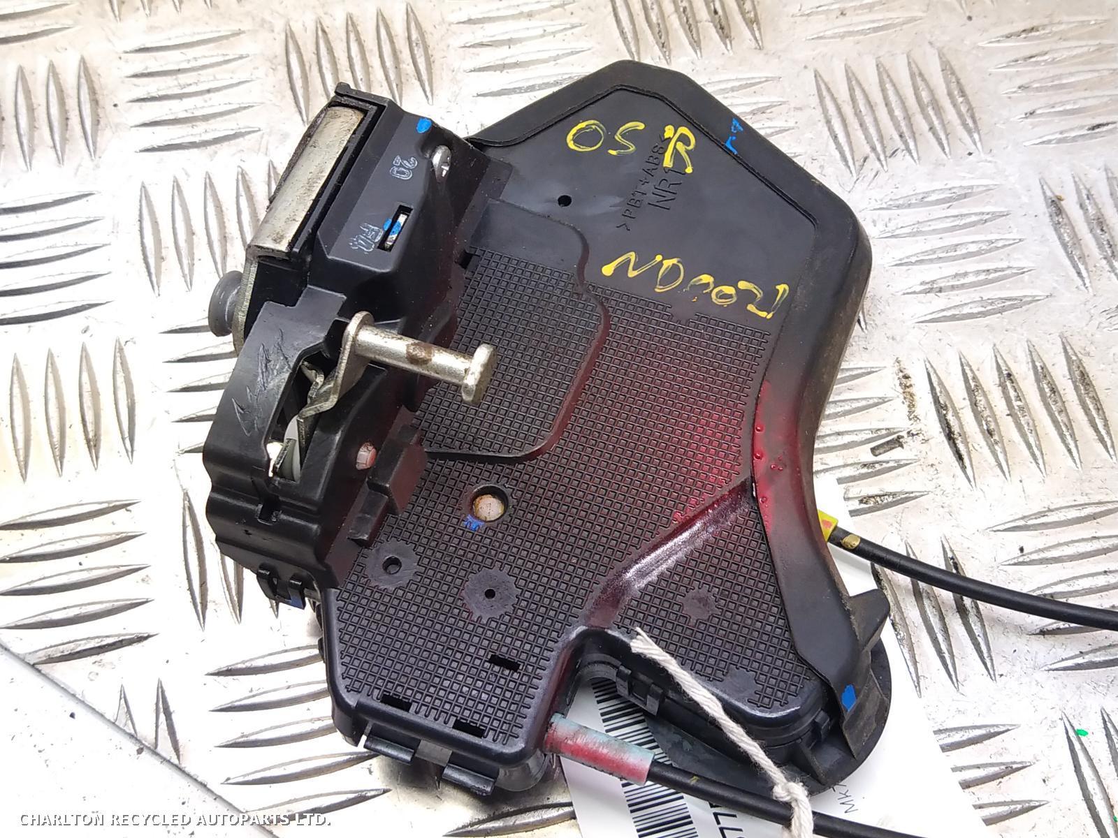 View Auto part Door Lock Assembly TOYOTA HILUX 2014