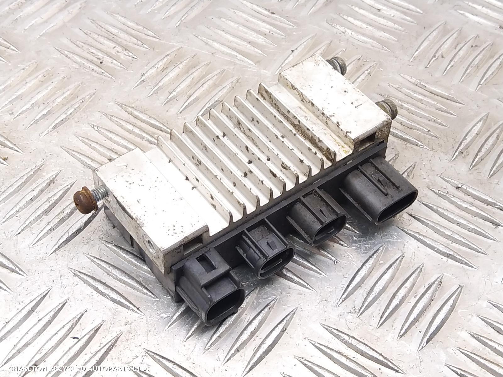 View Auto part ECU TOYOTA HILUX 2014