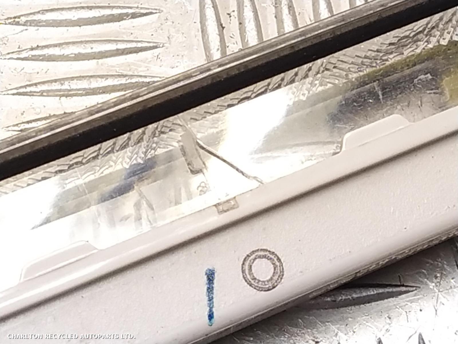 View Auto part High Level Stop Light TOYOTA HILUX 2014