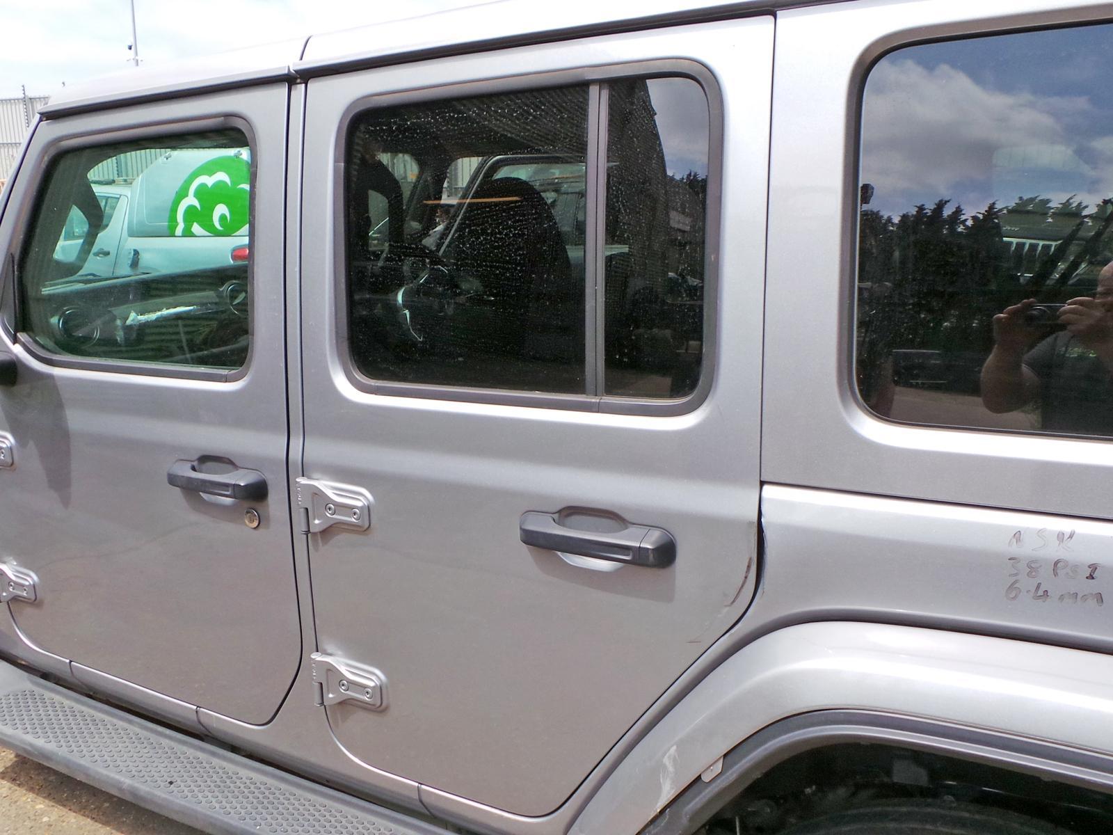 View Auto part L Rear Door JEEP WRANGLER 2020