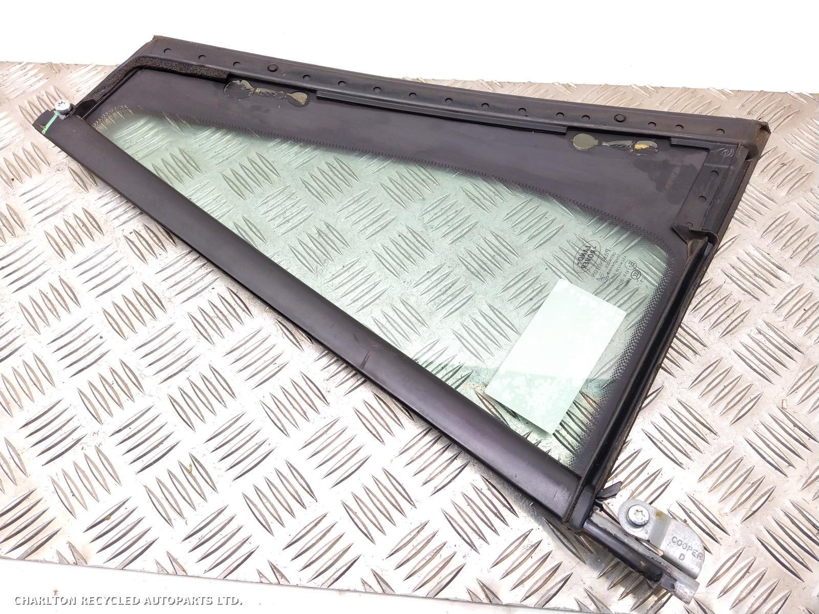 View Auto part RR Quarter Light LAND ROVER RANGE ROVER SPORT 2007