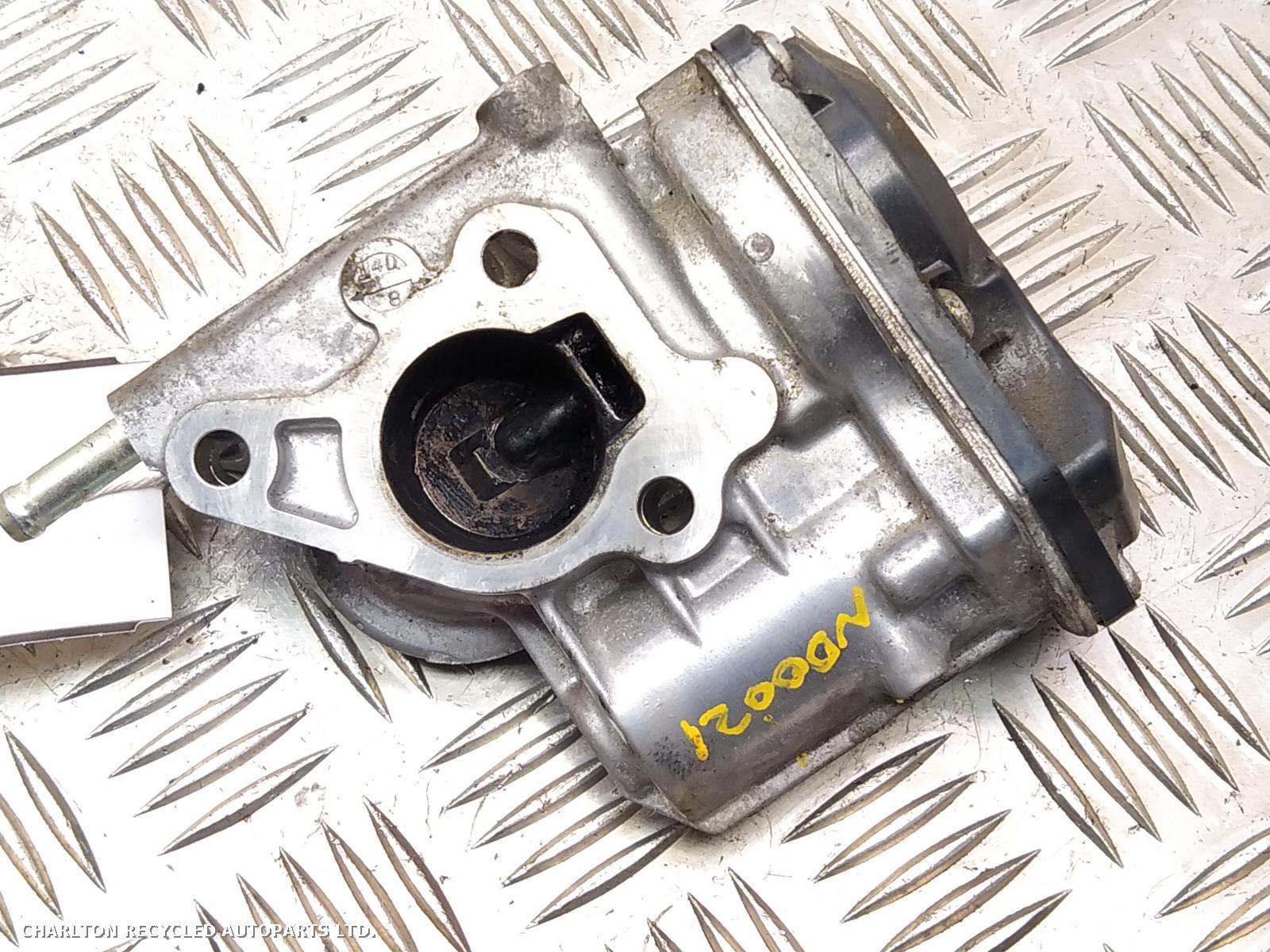 2014 TOYOTA HILUX EGR Valve/Cooler View Auto part EGR Valve/Cooler TOYOTA HILUX 2014