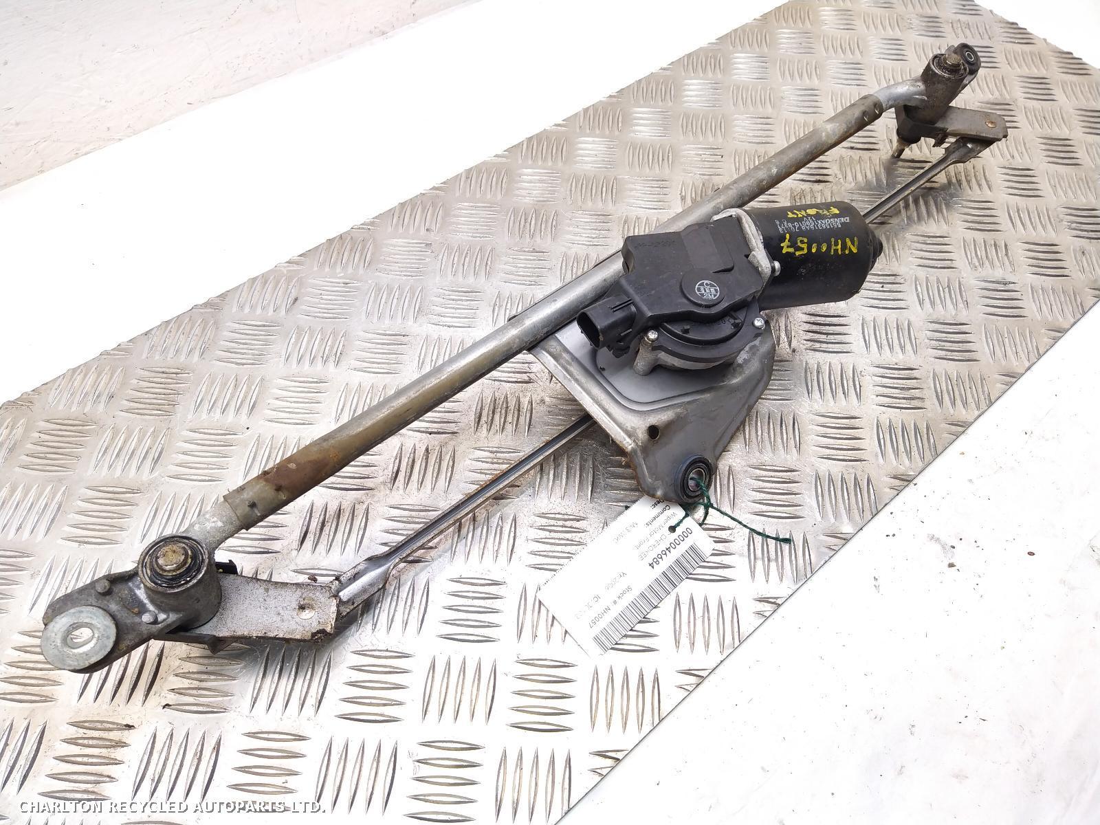 2006 JEEP GRAND CHEROKEE Wiper Motor Front View Auto part Wiper Motor Front JEEP GRAND CHEROKEE 2006