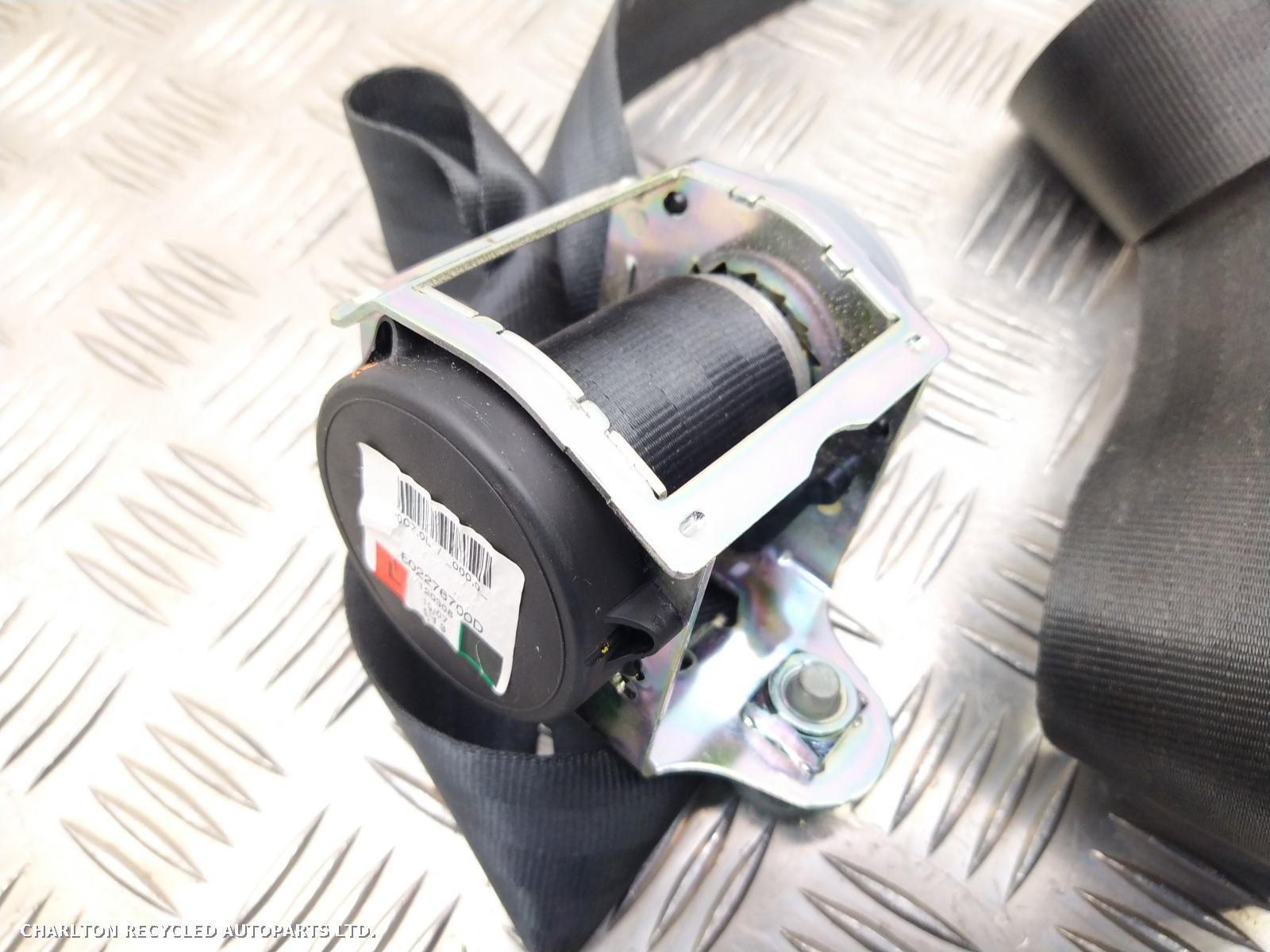 2012 LAND ROVER DISCOVERY Seat Belt View Auto part Seat Belt LAND ROVER DISCOVERY 2012
