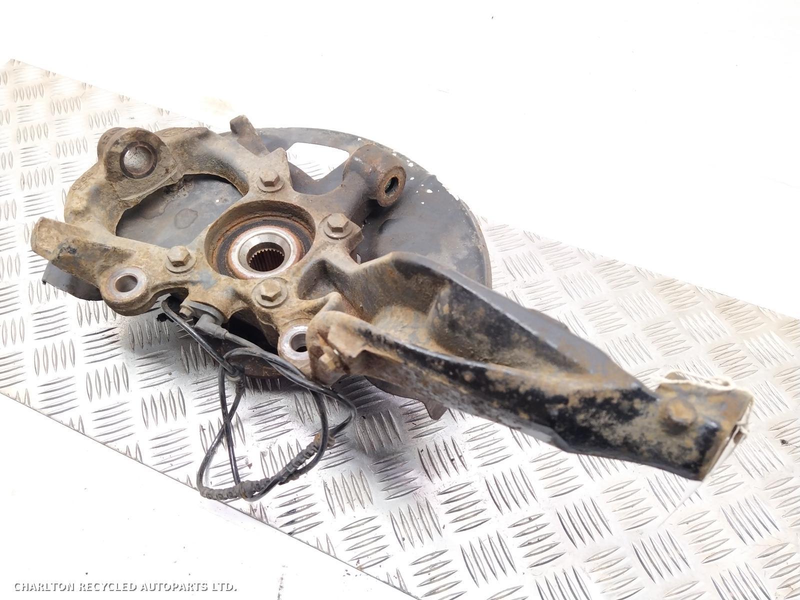 View Auto part RF Hub/Stub Axle Assembly LAND ROVER DISCOVERY 2012