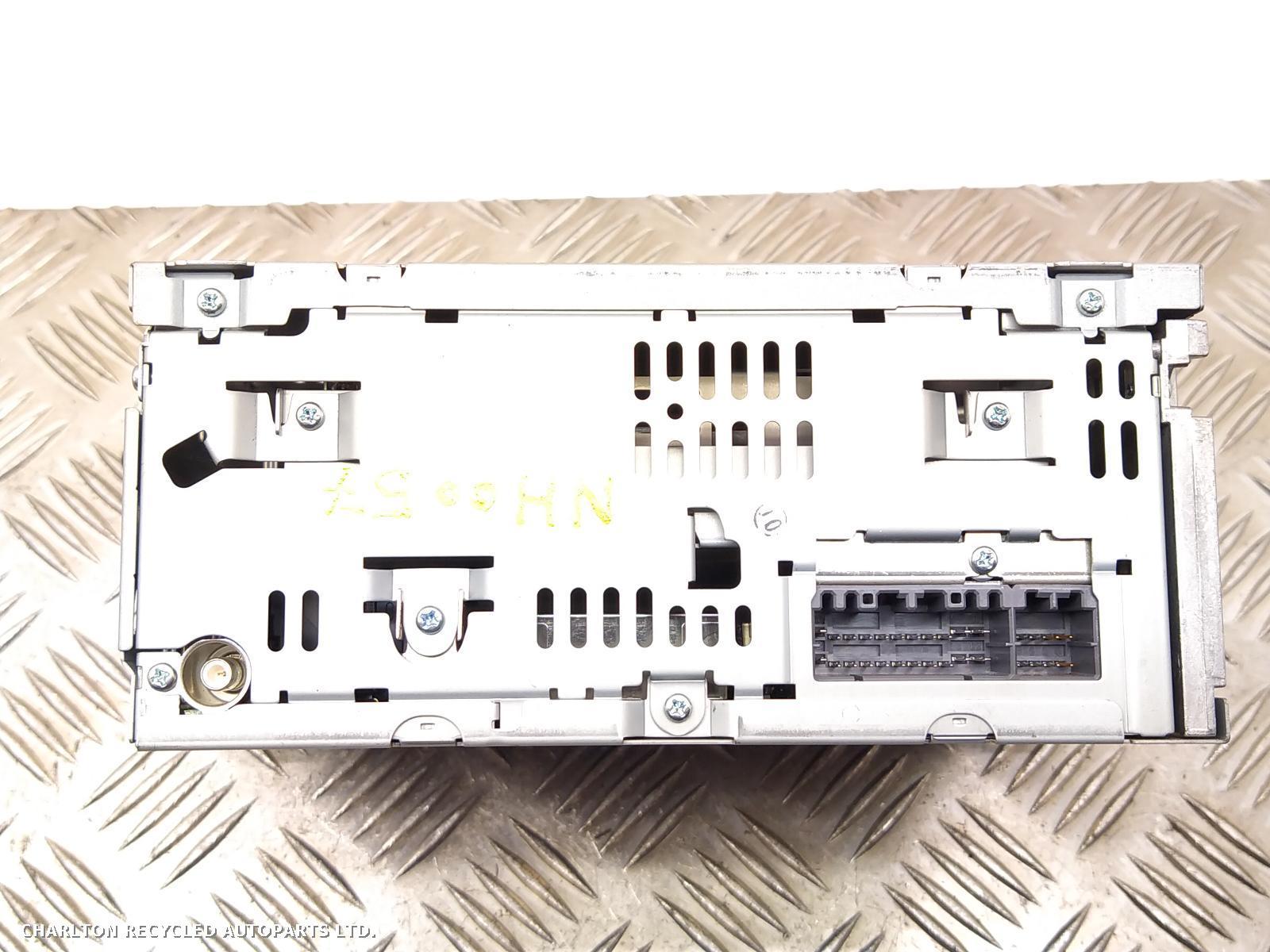 2006 JEEP GRAND CHEROKEE A/V Equipment View Auto part A/V Equipment JEEP GRAND CHEROKEE 2006