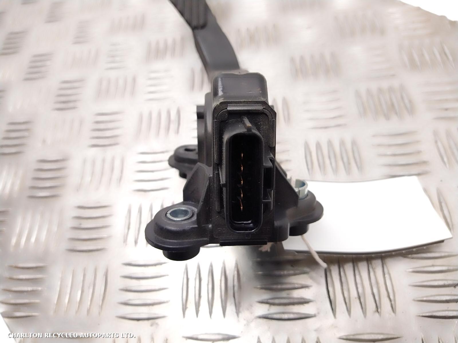 2010 DODGE JOURNEY Pedal Potentiometer View Auto part Pedal Potentiometer DODGE JOURNEY 2010