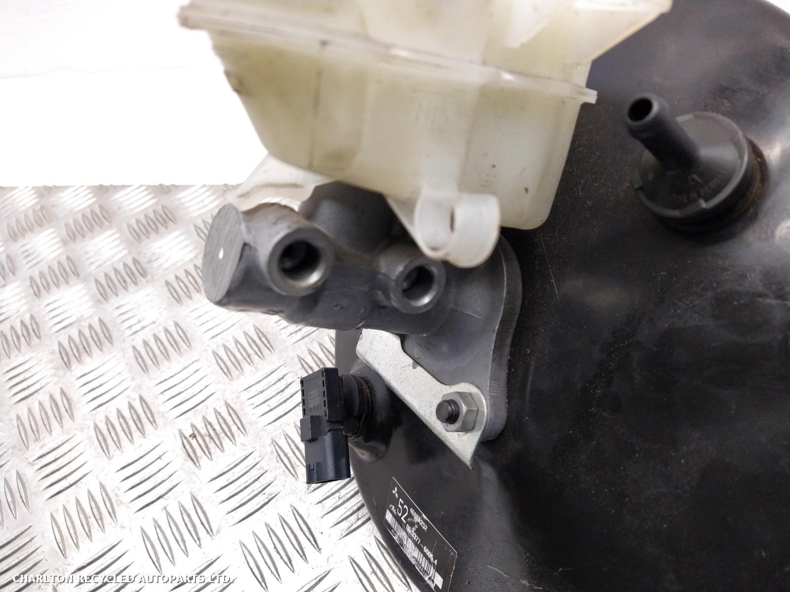 2015 MITSUBISHI OUTLANDER Brake Servo View Auto part Brake Servo MITSUBISHI OUTLANDER 2015